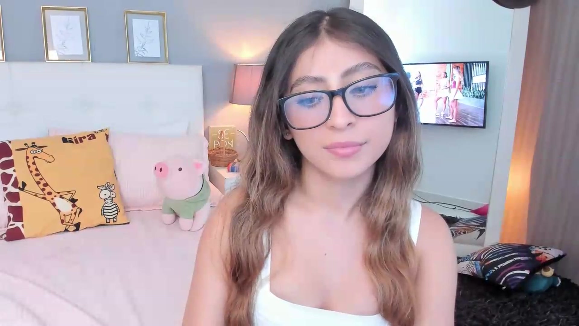 Gallery image thumbnail from Jessy_Jones's myfreecams stream on, 06/04/2026, 02:32 image 3 of 20