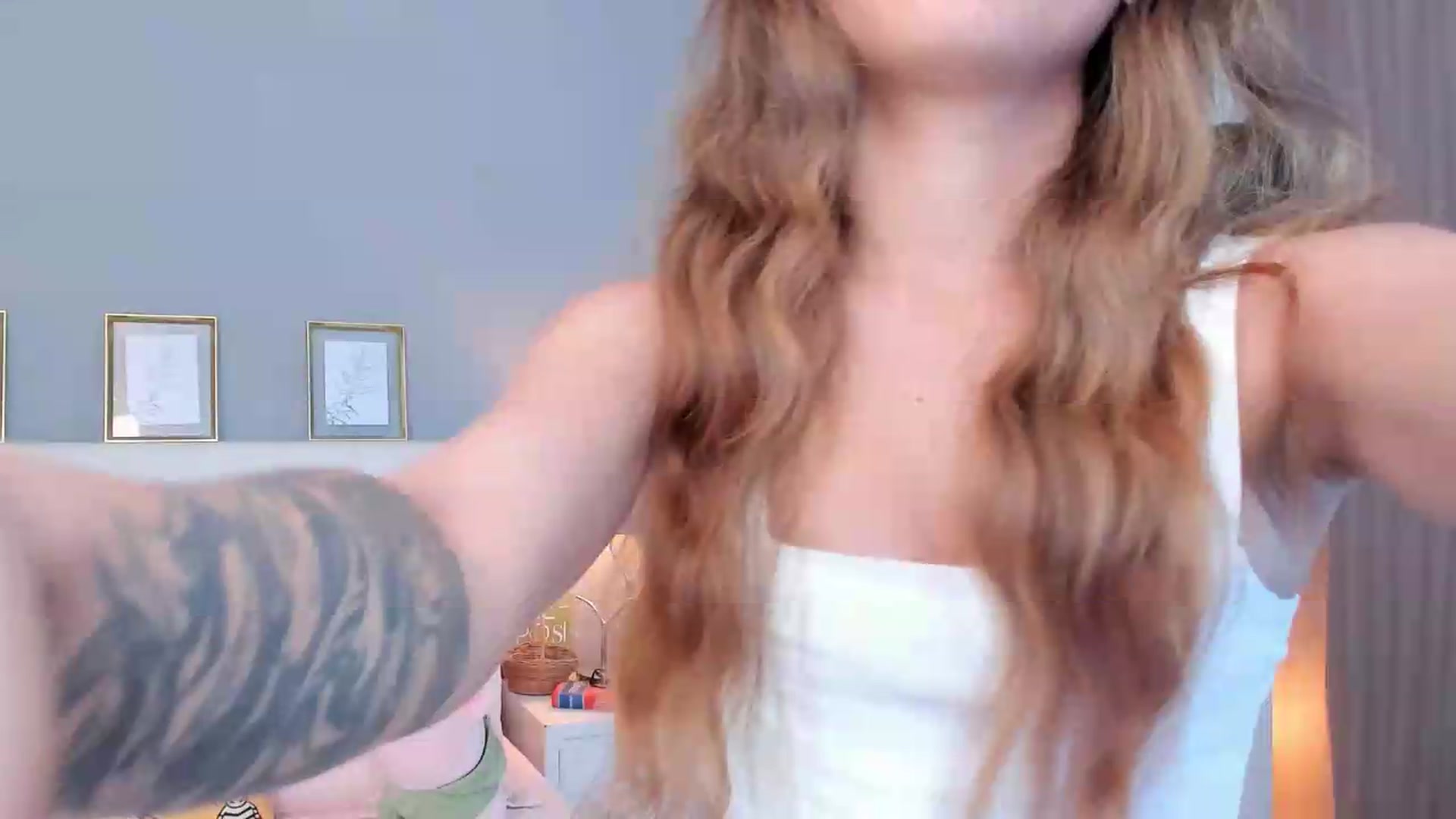 Gallery image thumbnail from Jessy_Jones's myfreecams stream on, 06/04/2026, 02:32 image 14 of 20