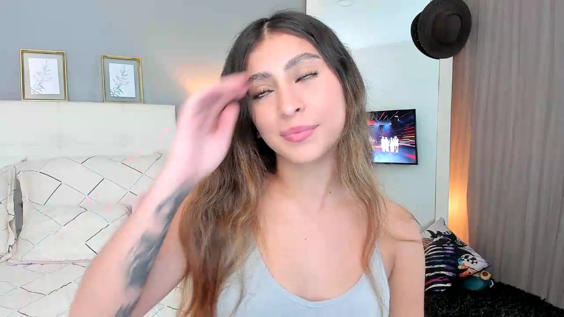 Gallery image thumbnail from Jessy_Jones's myfreecams stream on, 06/05/2026, 02:31 image 10 of 20