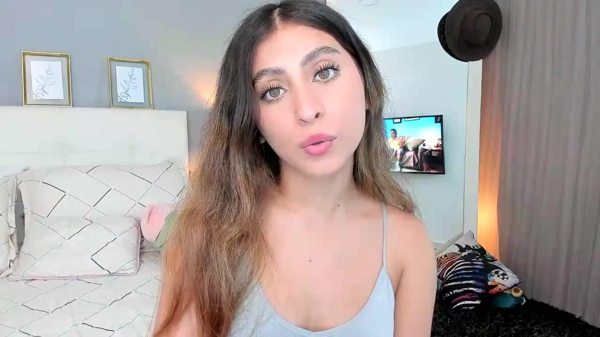 Gallery image thumbnail from Jessy_Jones's myfreecams stream on, 06/05/2026, 02:31 image 11 of 20