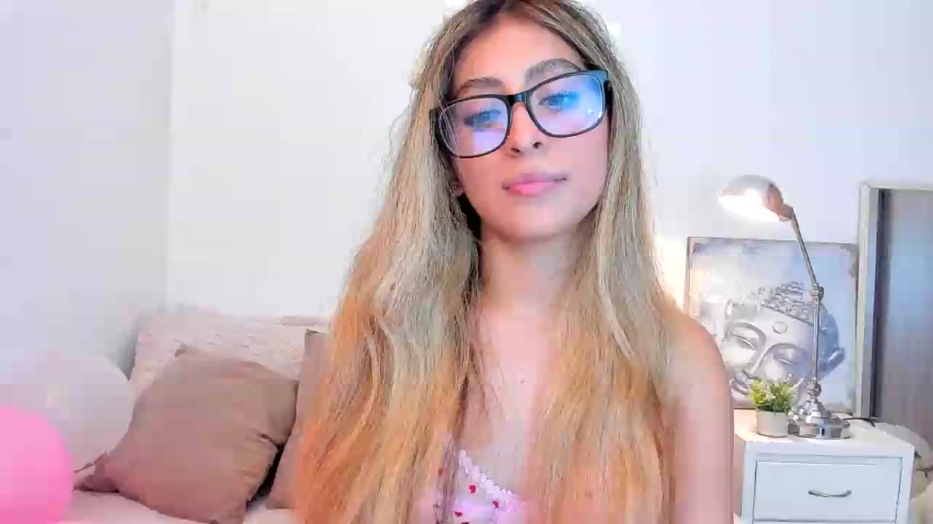 Gallery image thumbnail from Jessy_Jones's myfreecams stream on, 06/11/2026, 01:27 image 10 of 20