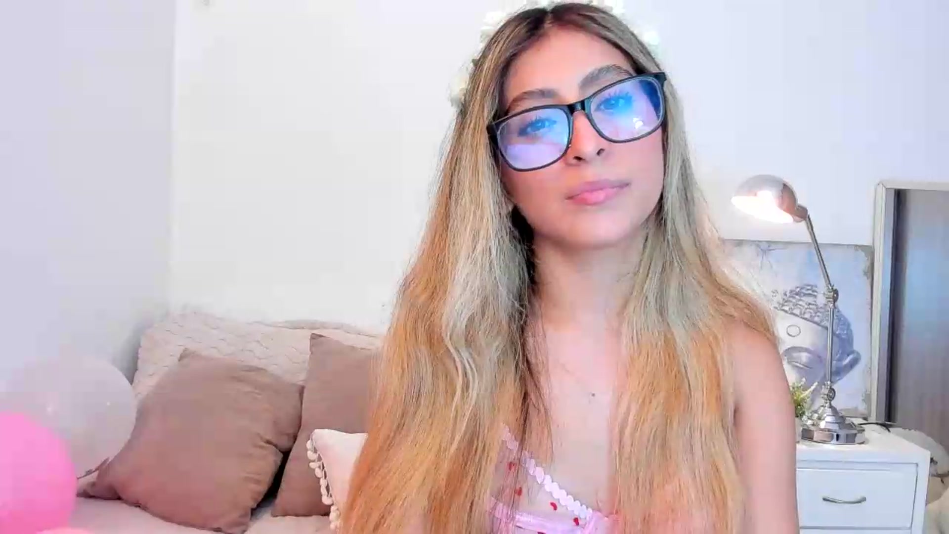 Gallery image thumbnail from Jessy_Jones's myfreecams stream on, 06/11/2026, 01:27 image 7 of 20