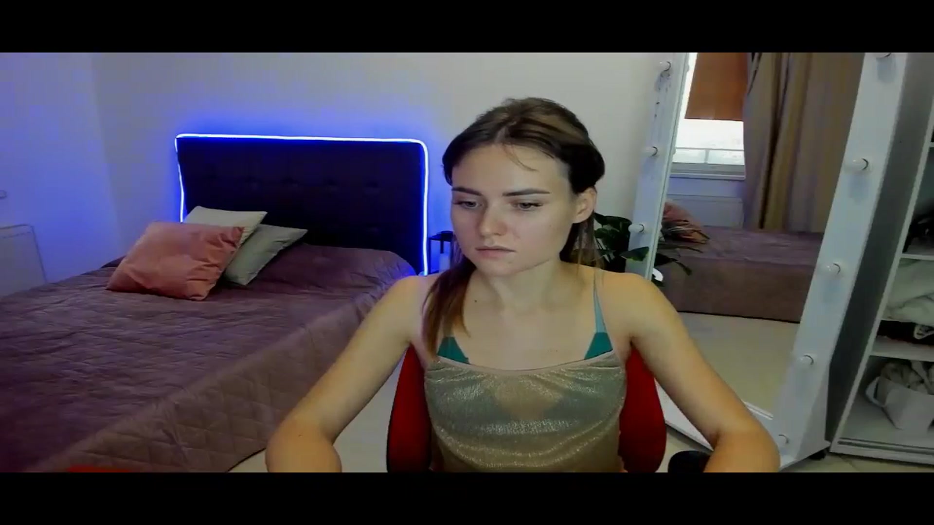 Gallery image thumbnail from Jessy_lil's myfreecams stream on, 01/10/2026, 14:09 image 18 of 20