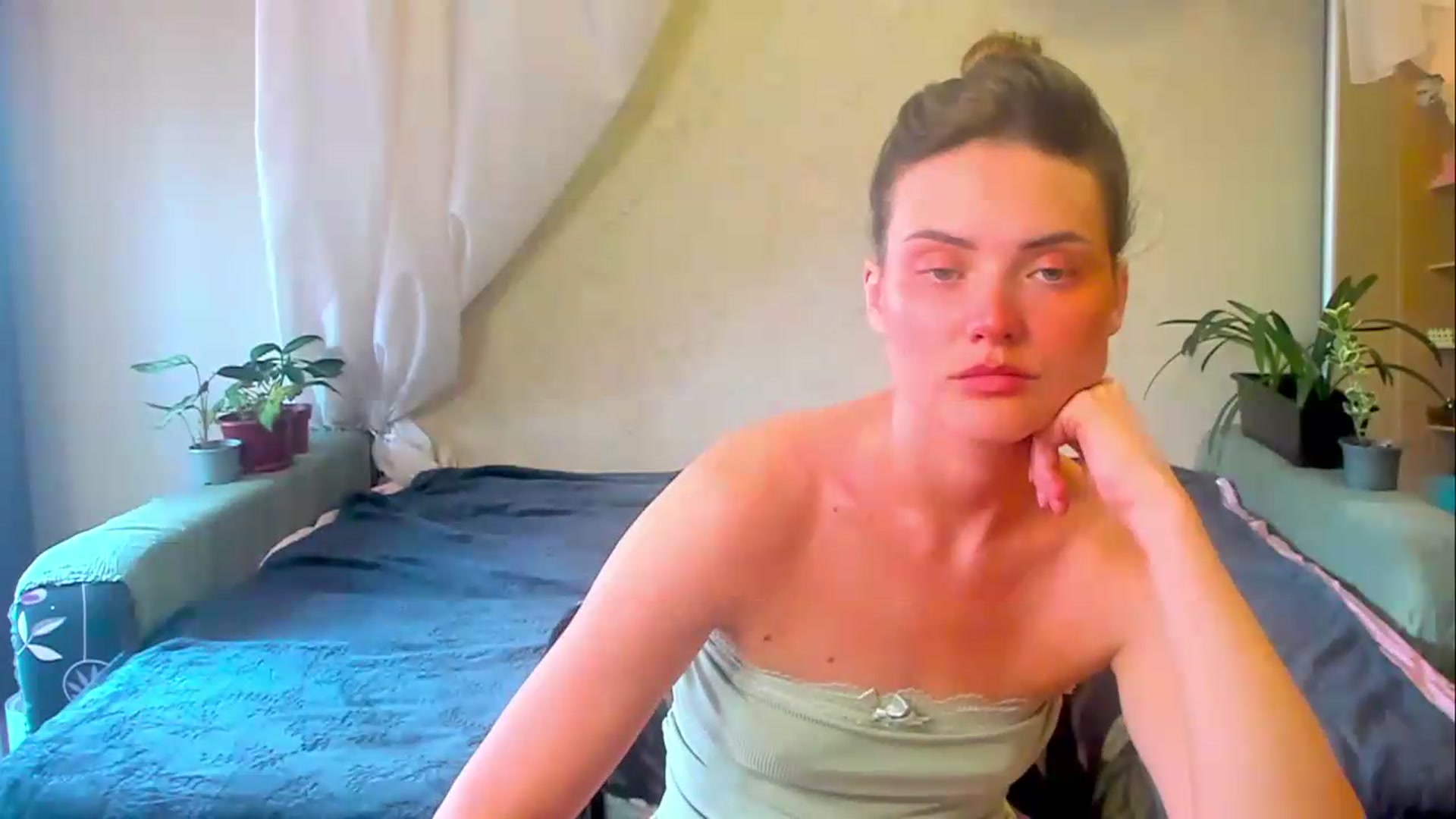 Gallery image thumbnail from Jessy_lil's myfreecams stream on, 06/24/2026, 13:43 image 13 of 20