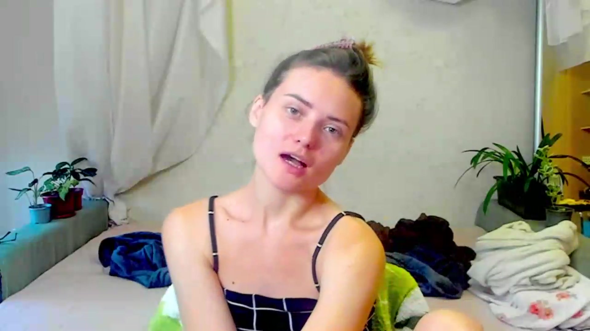 Gallery image thumbnail from Jessy_lil's myfreecams stream on, 06/27/2026, 14:53 image 8 of 20