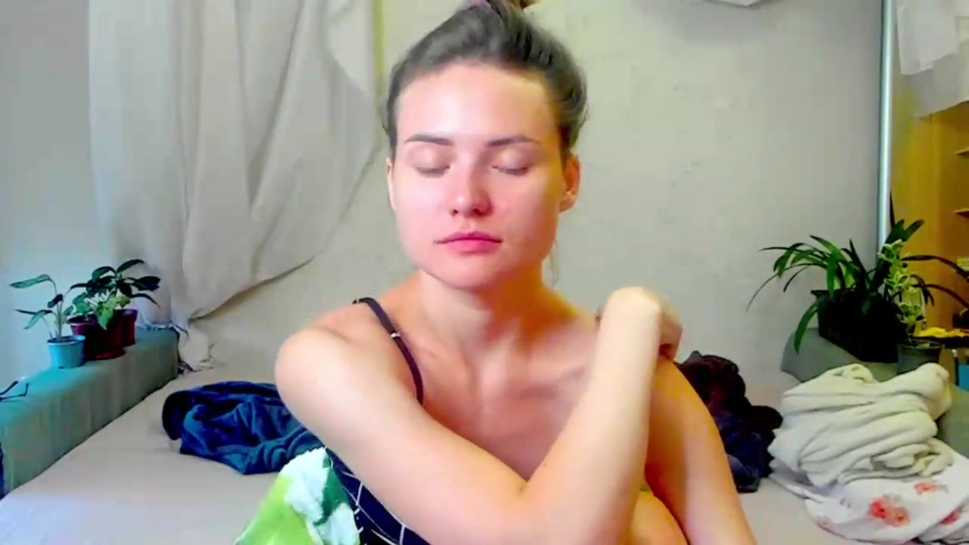 Gallery image thumbnail from Jessy_lil's myfreecams stream on, 06/27/2026, 14:53 image 19 of 20