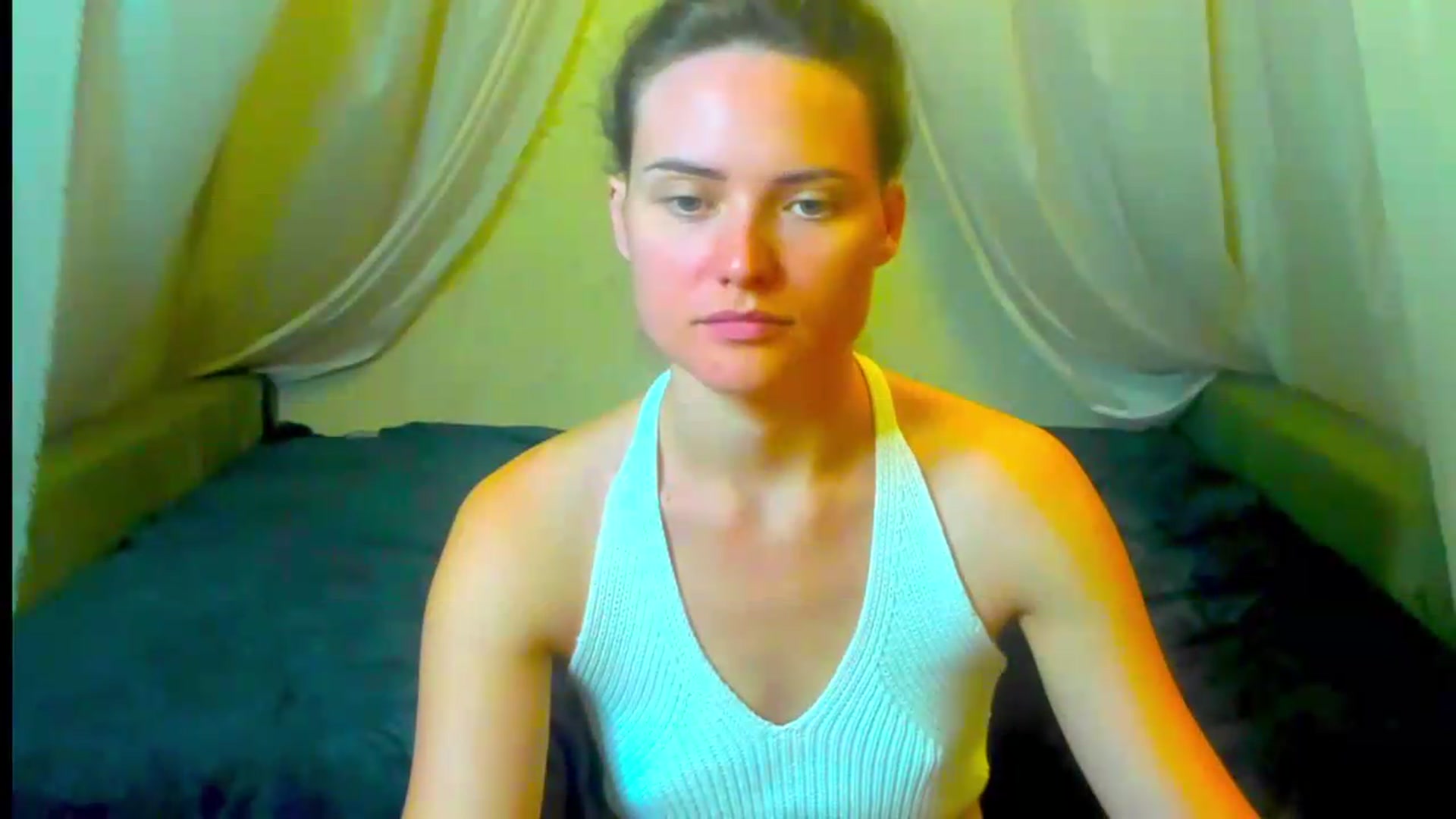 Gallery image thumbnail from Jessy_lil's myfreecams stream on, 07/16/2026, 19:00 image 13 of 20