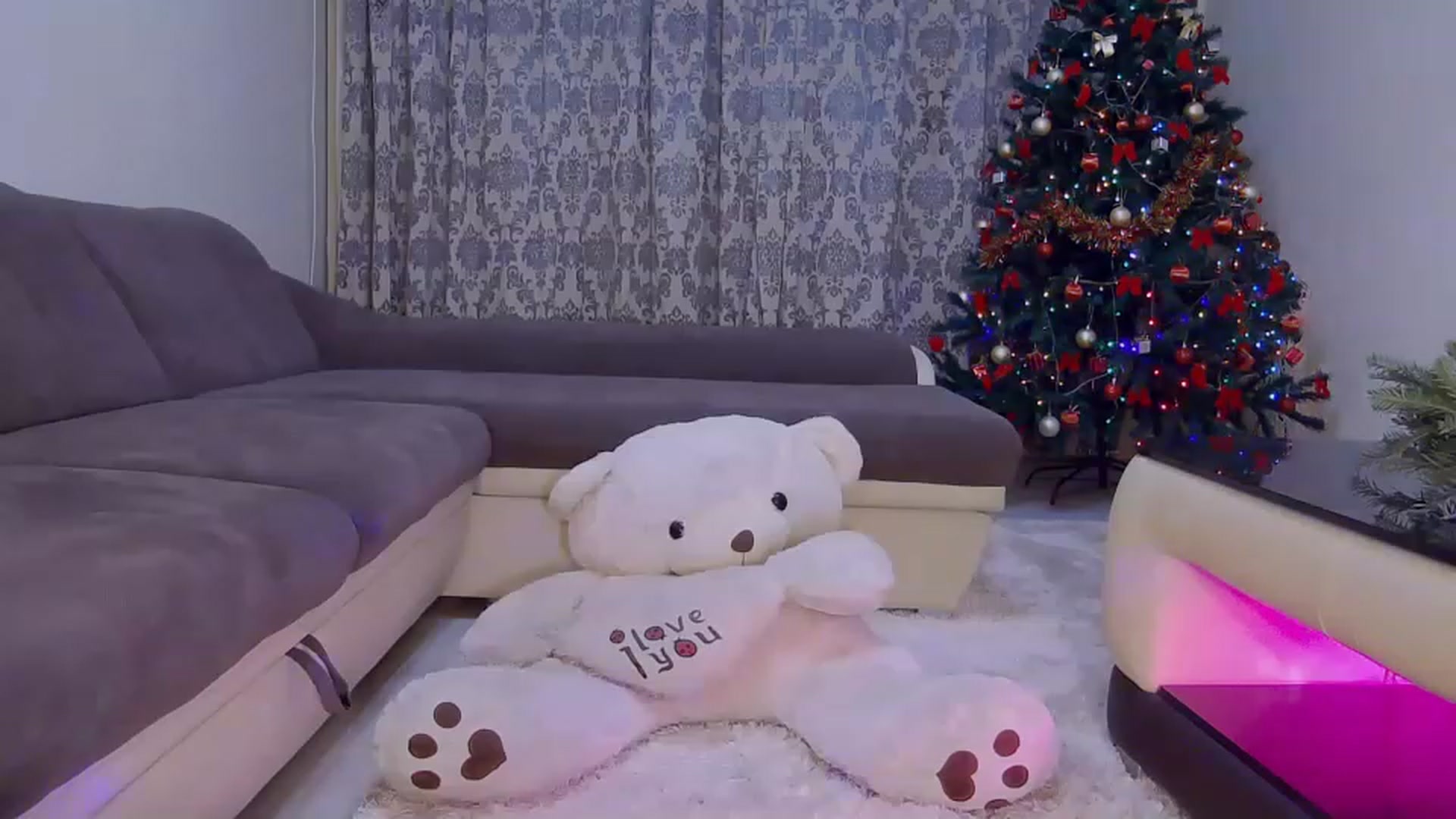 Gallery image thumbnail from Jessy_mylove's myfreecams stream on, 01/01/2023, 02:12 image 11 of 20