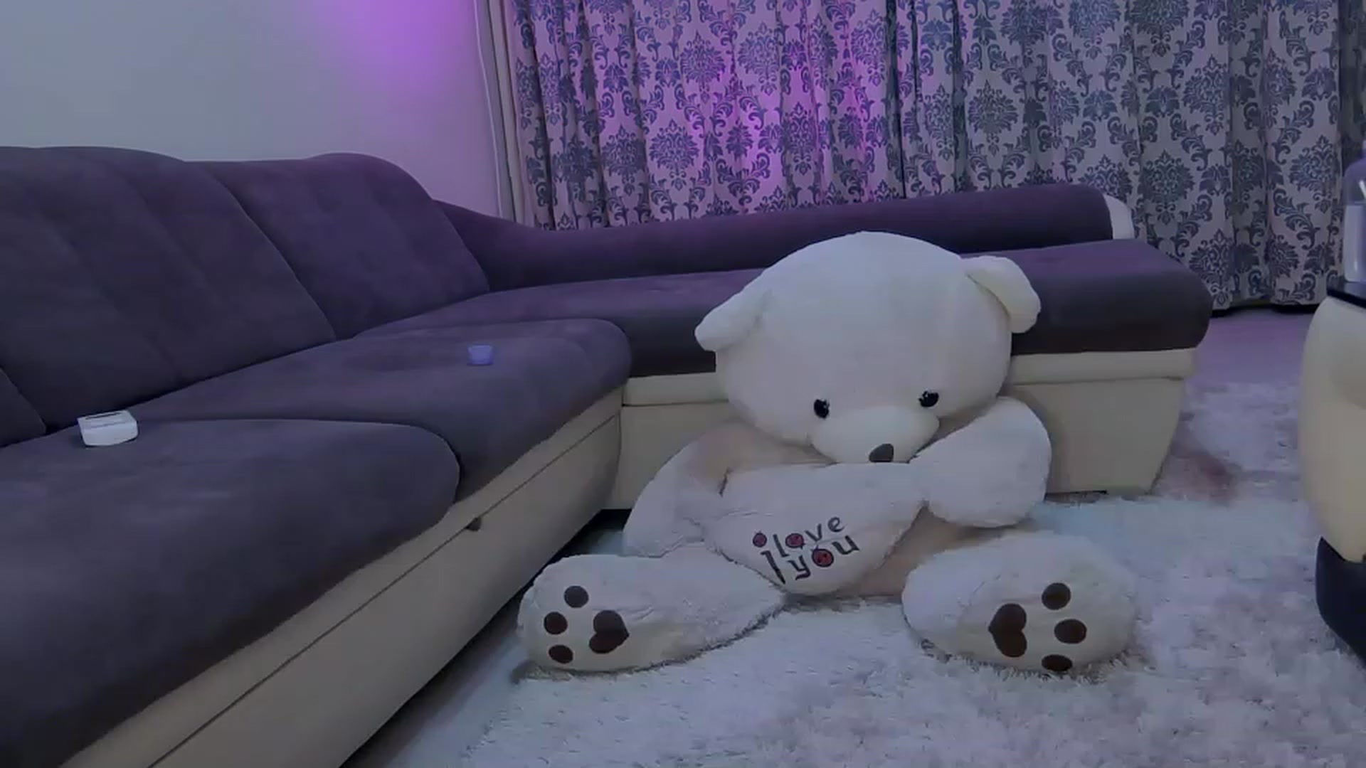 Gallery image thumbnail from Jessy_mylove's myfreecams stream on, 04/30/2023, 23:34 image 16 of 20