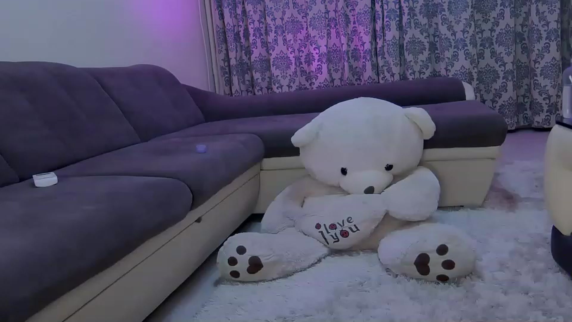 Gallery image thumbnail from Jessy_mylove's myfreecams stream on, 04/30/2023, 23:34 image 18 of 20