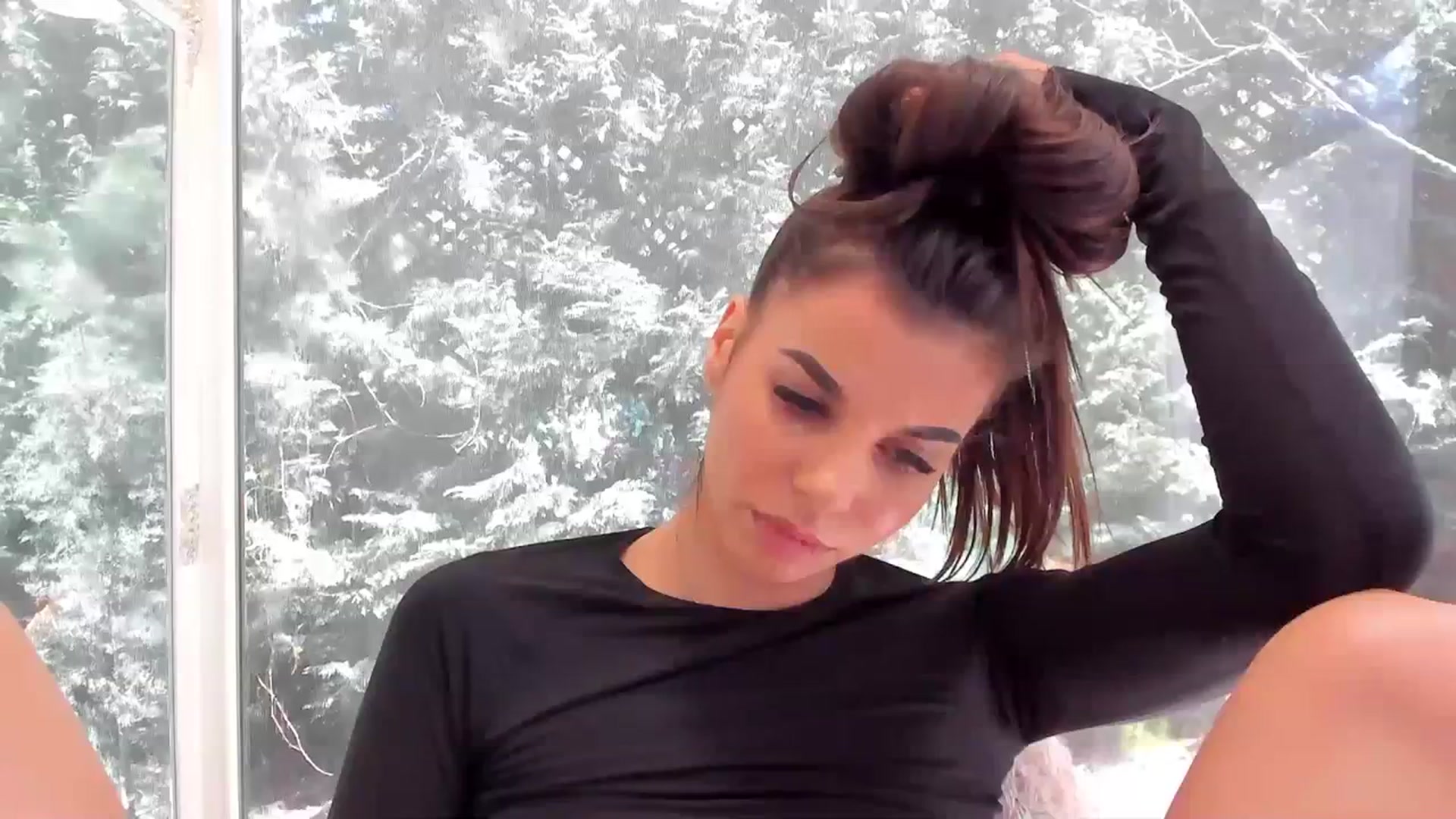 Gallery image thumbnail from Jessy_yy's myfreecams stream on, 04/05/2024, 12:06 image 3 of 20
