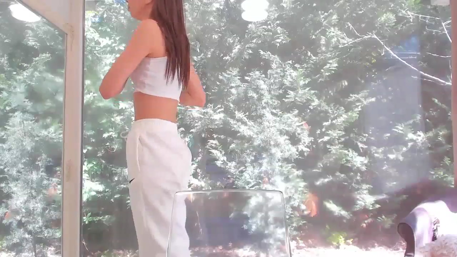 Gallery image thumbnail from Jessy_yy's myfreecams stream on, 04/15/2024, 11:40 image 18 of 20