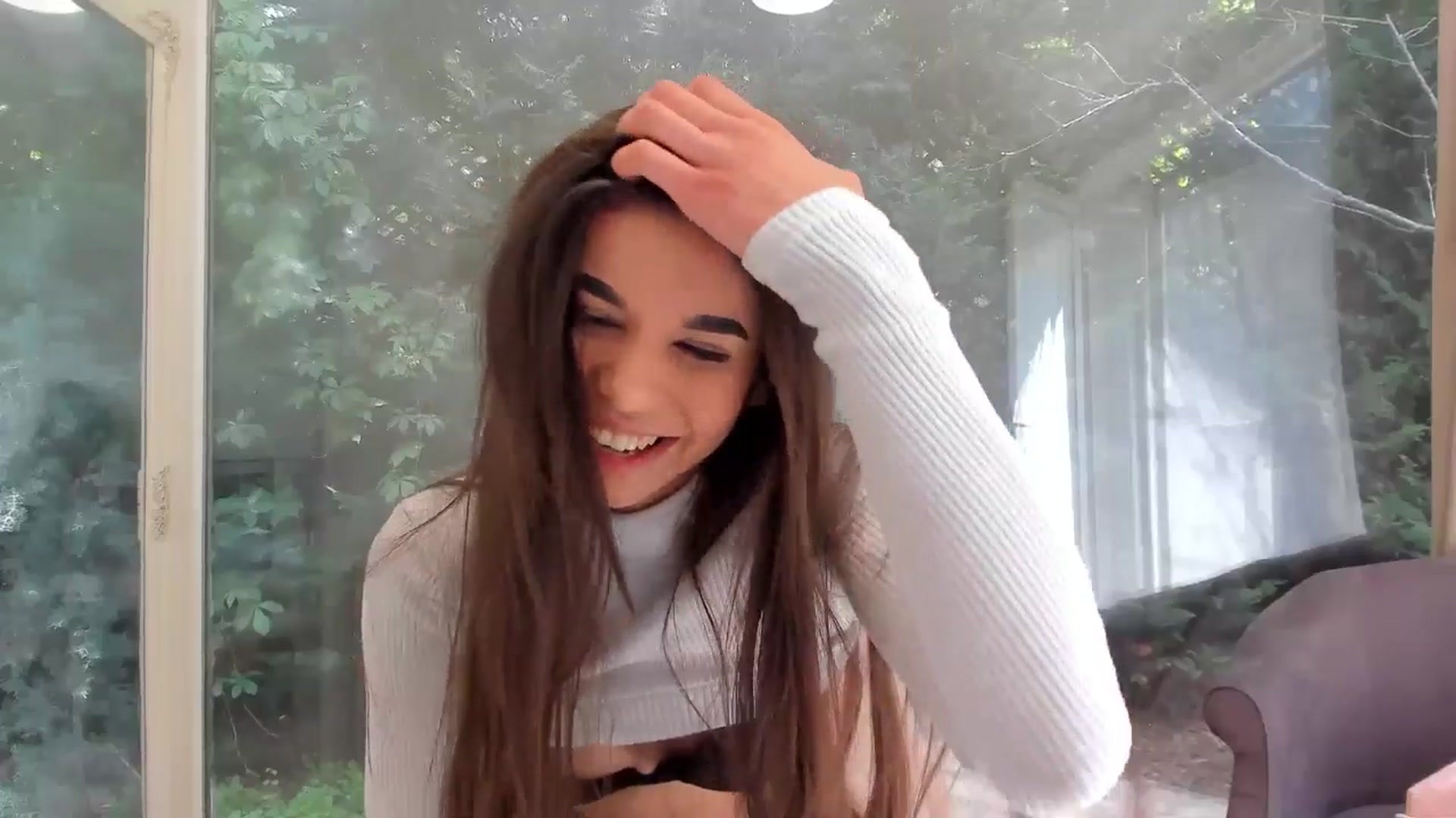 Gallery image thumbnail from Jessy_yy's myfreecams stream on, 04/21/2024, 10:03 image 2 of 20