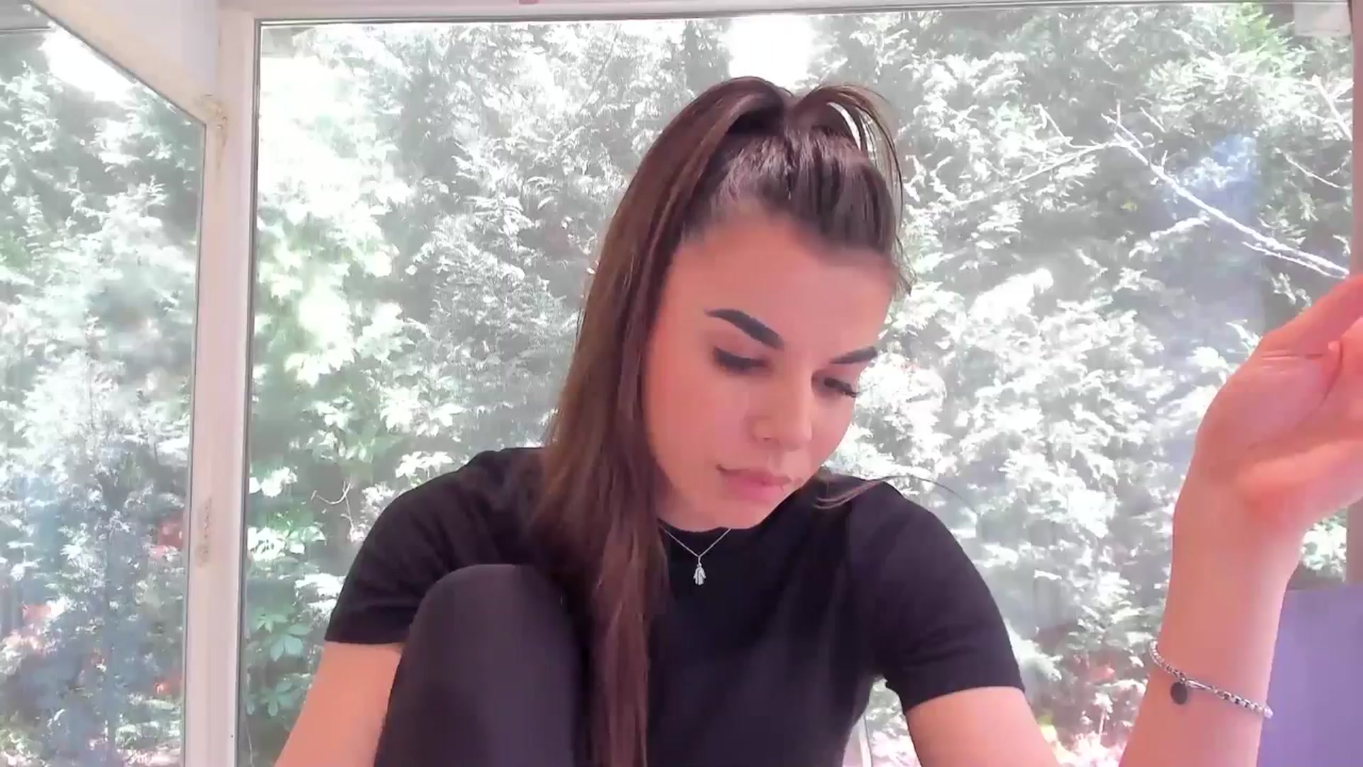 Gallery image thumbnail from Jessy_yy's myfreecams stream on, 04/27/2024, 12:46 image 17 of 20