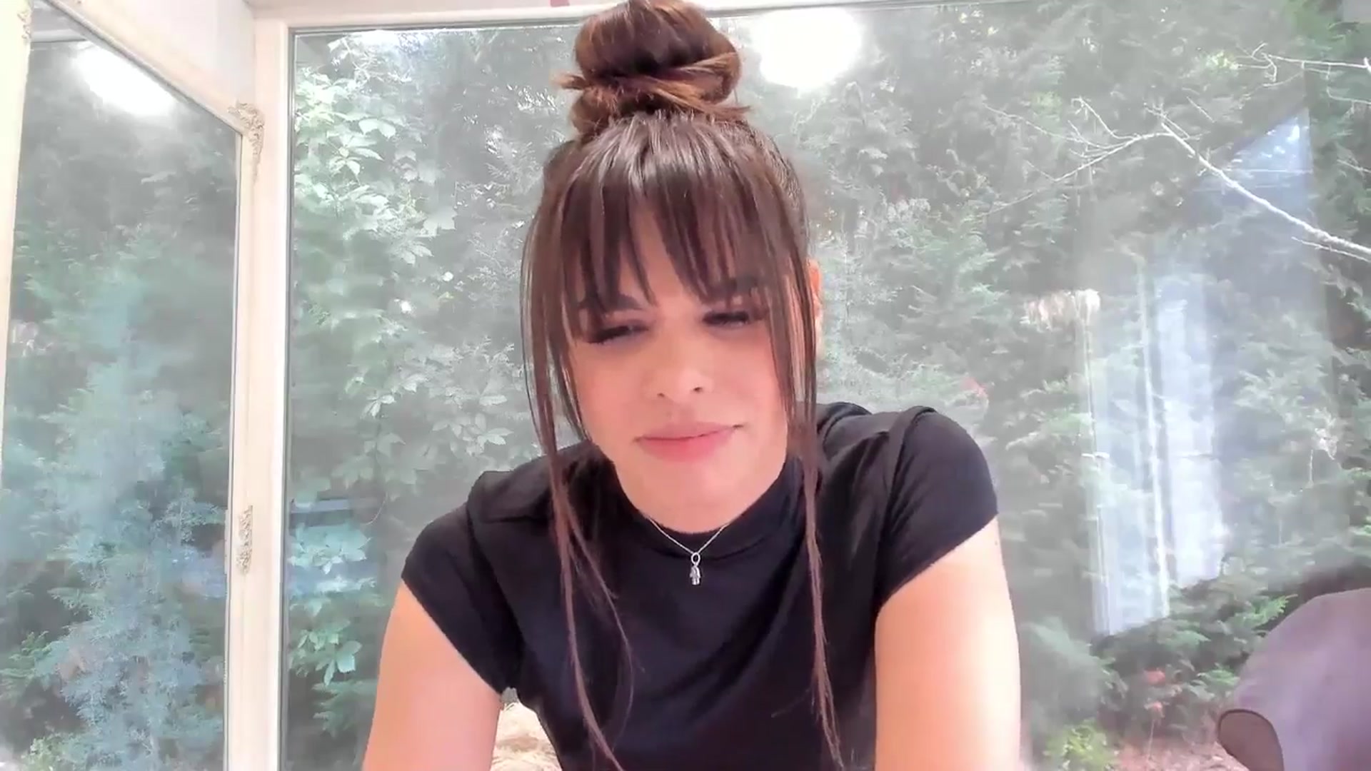 Gallery image thumbnail from Jessy_yy's myfreecams stream on, 05/10/2024, 12:25 image 10 of 20