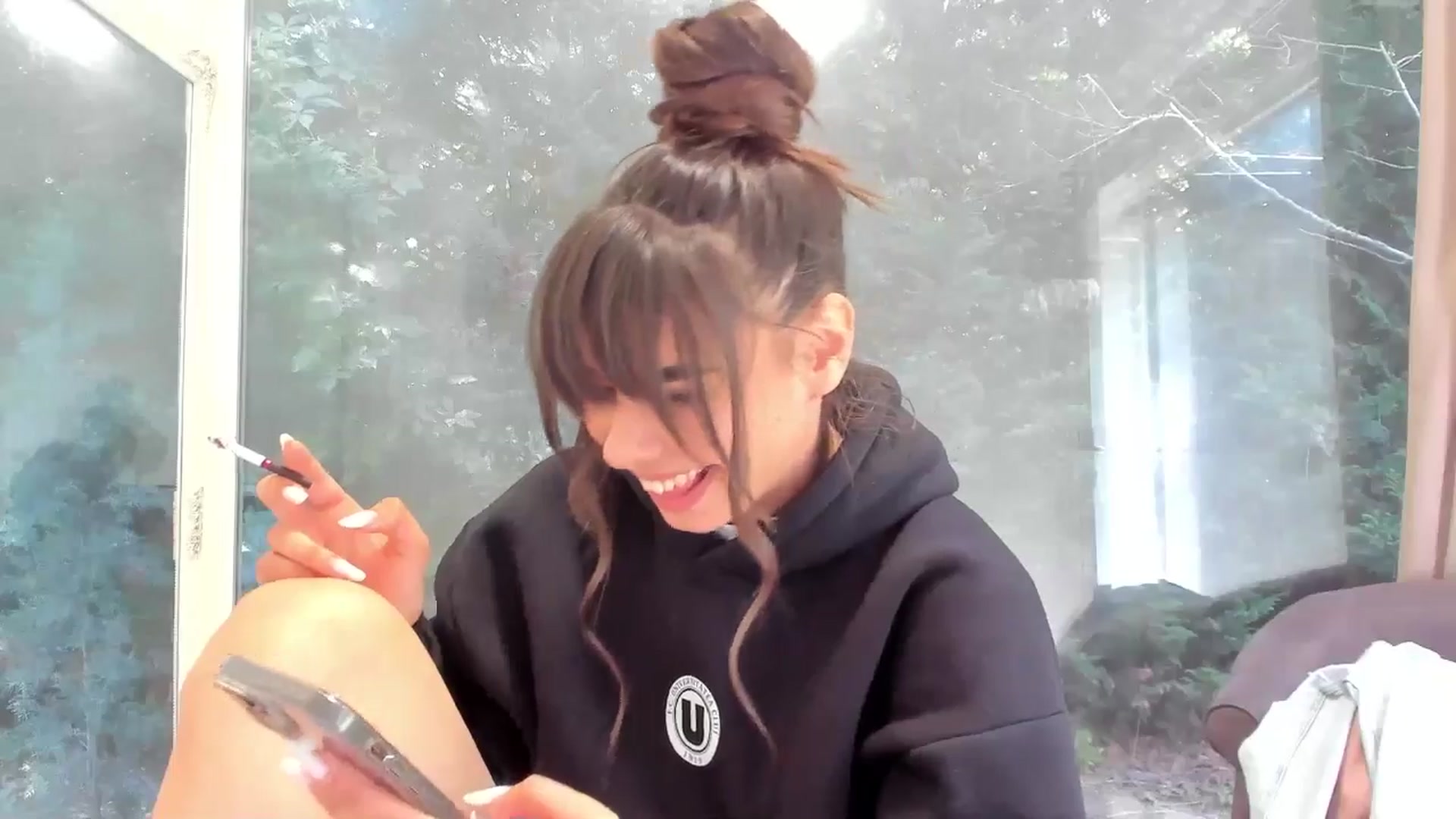 Gallery image thumbnail from Jessy_yy's myfreecams stream on, 05/11/2024, 10:46 image 14 of 20