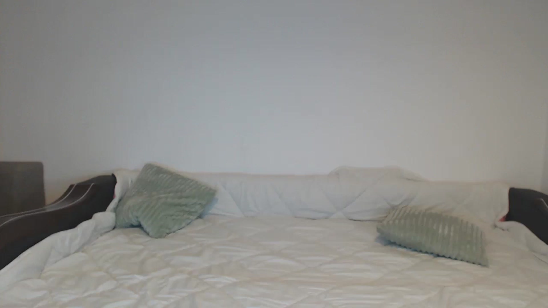 Gallery image thumbnail from Jessyca77's myfreecams stream on, 03/03/2025, 15:27 image 15 of 20