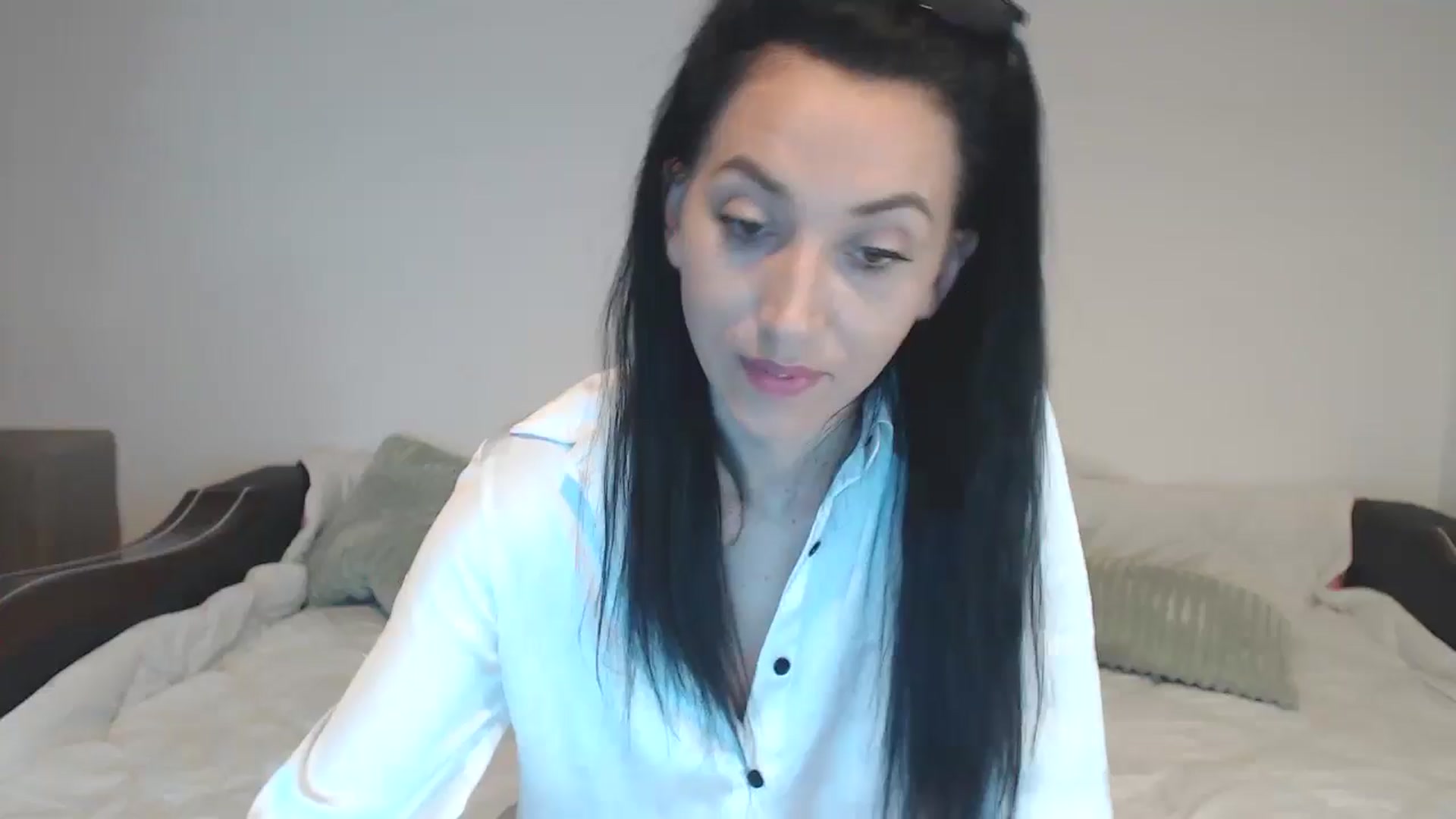 Gallery image thumbnail from Jessyca77's myfreecams stream on, 03/03/2025, 15:27 image 12 of 20