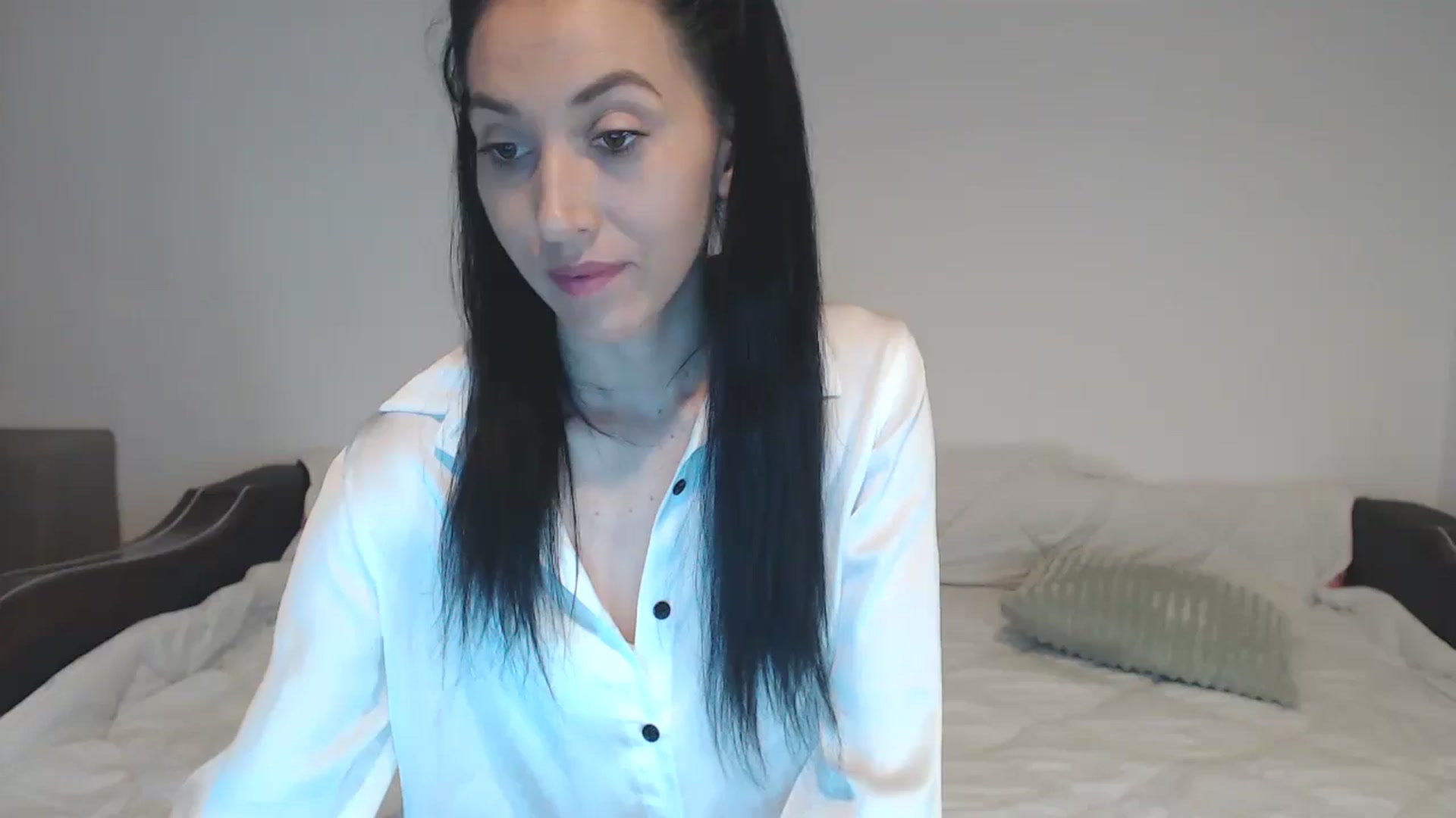 Gallery image thumbnail from Jessyca77's myfreecams stream on, 03/03/2025, 15:27 image 6 of 20