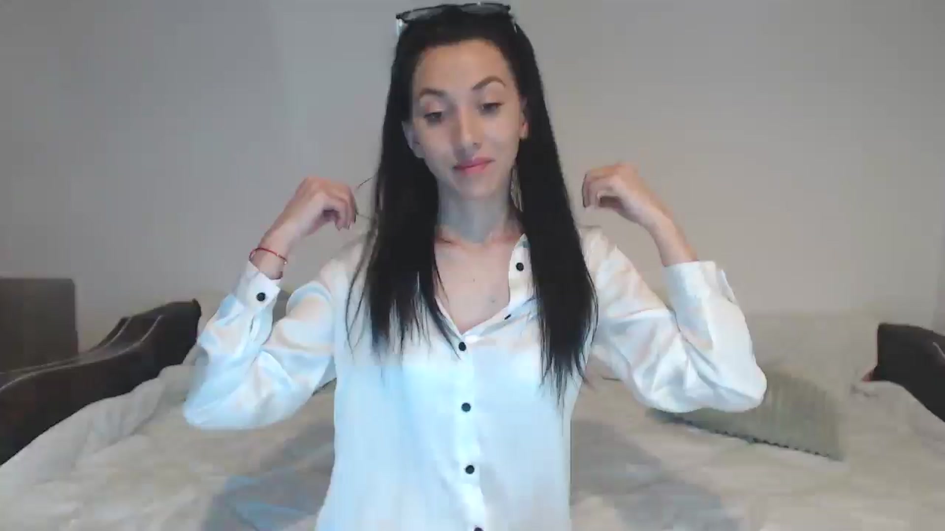 Gallery image thumbnail from Jessyca77's myfreecams stream on, 03/03/2025, 15:27 image 2 of 20