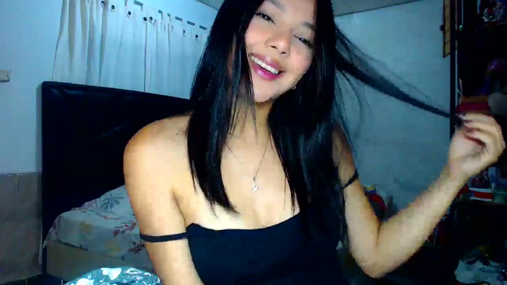 Gallery image thumbnail from Jessycutie's myfreecams stream on, 06/29/2025, 18:08 image 8 of 20