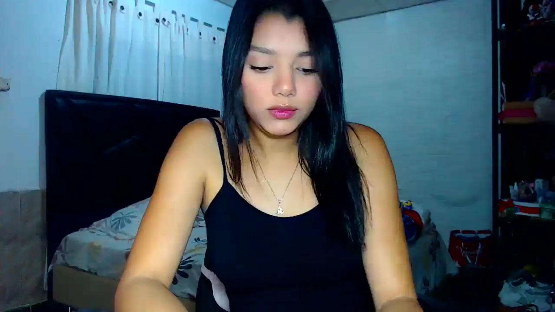 Gallery image thumbnail from Jessycutie's myfreecams stream on, 06/29/2025, 18:08 image 4 of 20