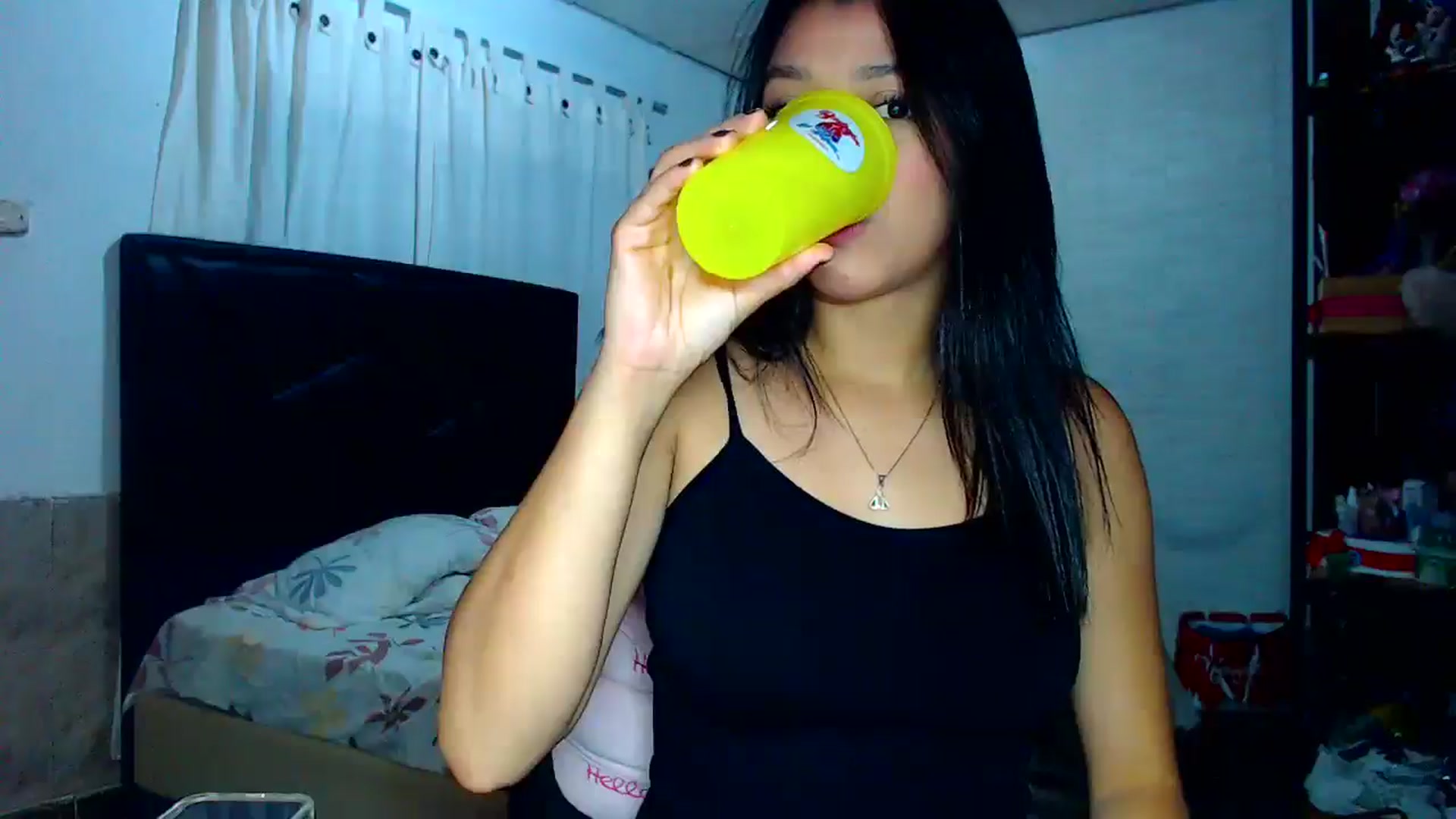Gallery image thumbnail from Jessycutie's myfreecams stream on, 06/29/2025, 18:08 image 6 of 20