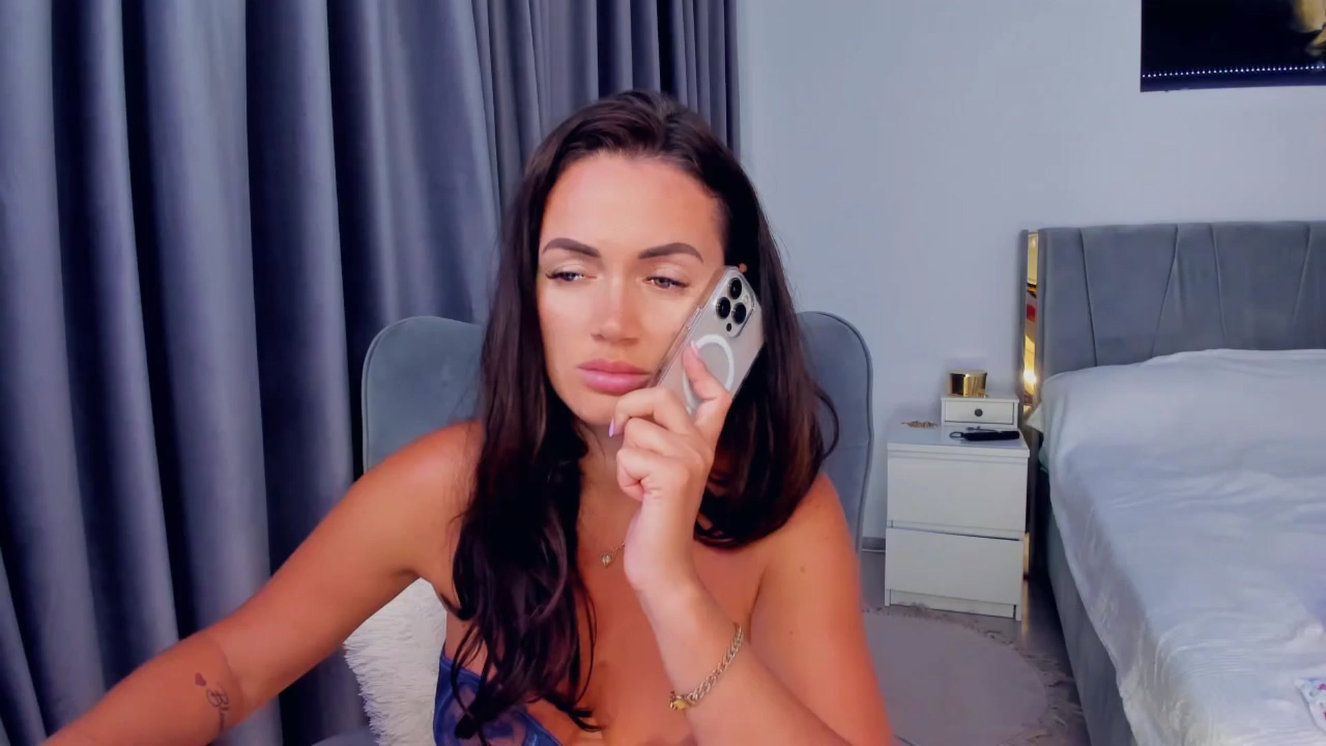 Gallery image thumbnail from Jessykmx's myfreecams stream on, 08/17/2025, 18:49 image 7 of 20
