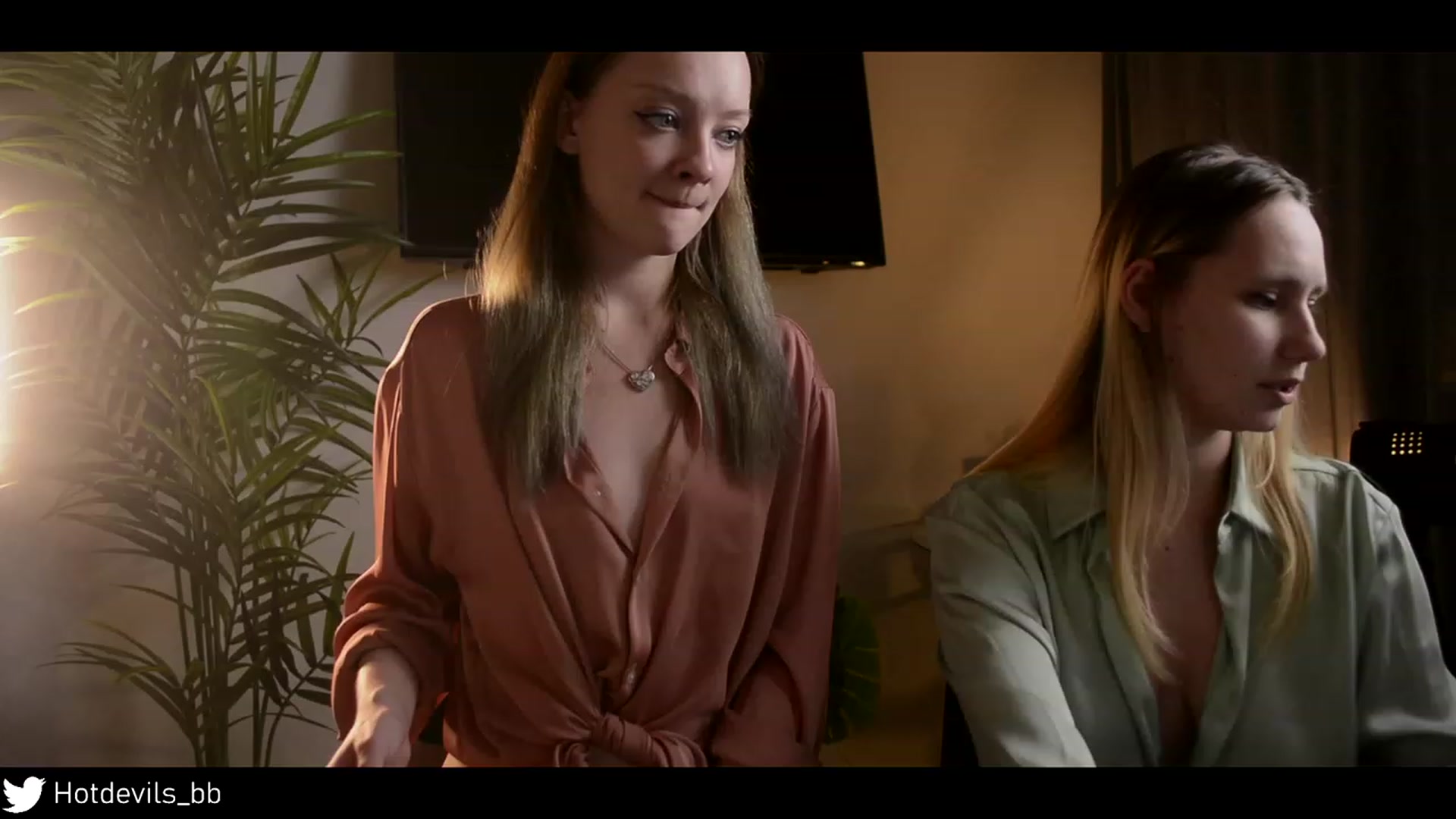Gallery image thumbnail from Jessyumm's myfreecams stream on, 01/22/2023, 05:12 image 6 of 20