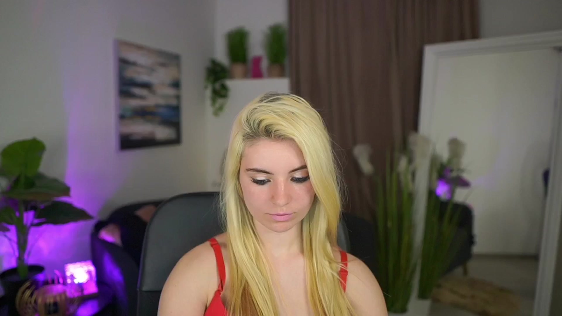 Gallery image thumbnail from Jetpearl74's myfreecams stream on, 03/22/2026, 20:48 image 20 of 20
