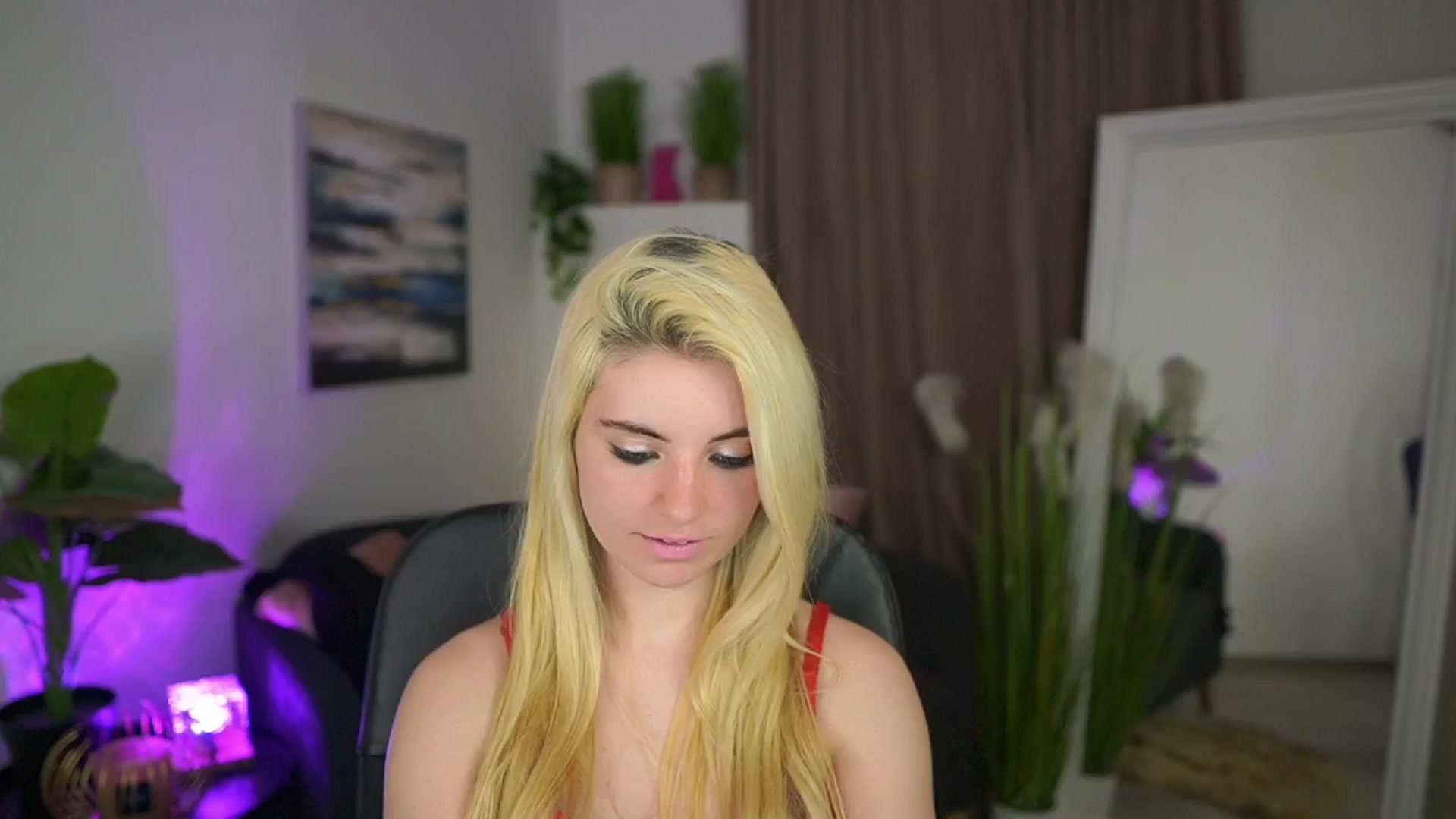 Gallery image thumbnail from Jetpearl74's myfreecams stream on, 03/22/2026, 20:48 image 13 of 20
