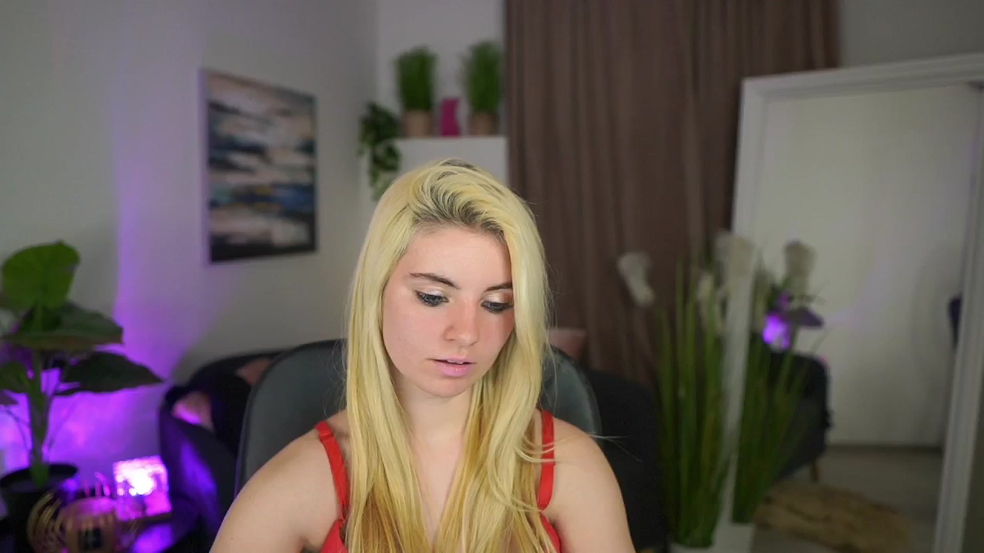 Gallery image thumbnail from Jetpearl74's myfreecams stream on, 03/22/2026, 20:48 image 16 of 20