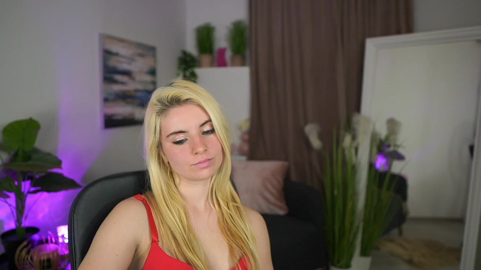 Gallery image thumbnail from Jetpearl74's myfreecams stream on, 03/22/2026, 23:26 image 20 of 20