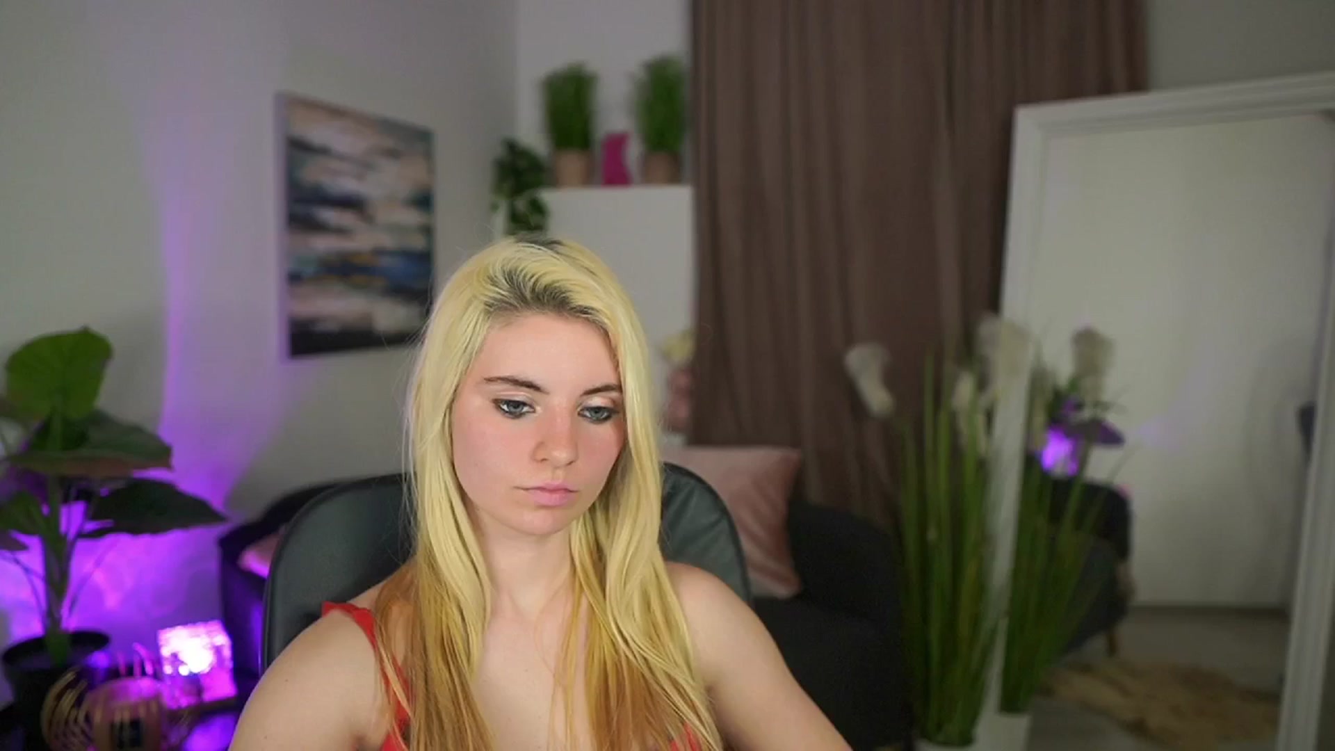 Gallery image thumbnail from Jetpearl74's myfreecams stream on, 03/22/2026, 23:26 image 16 of 20