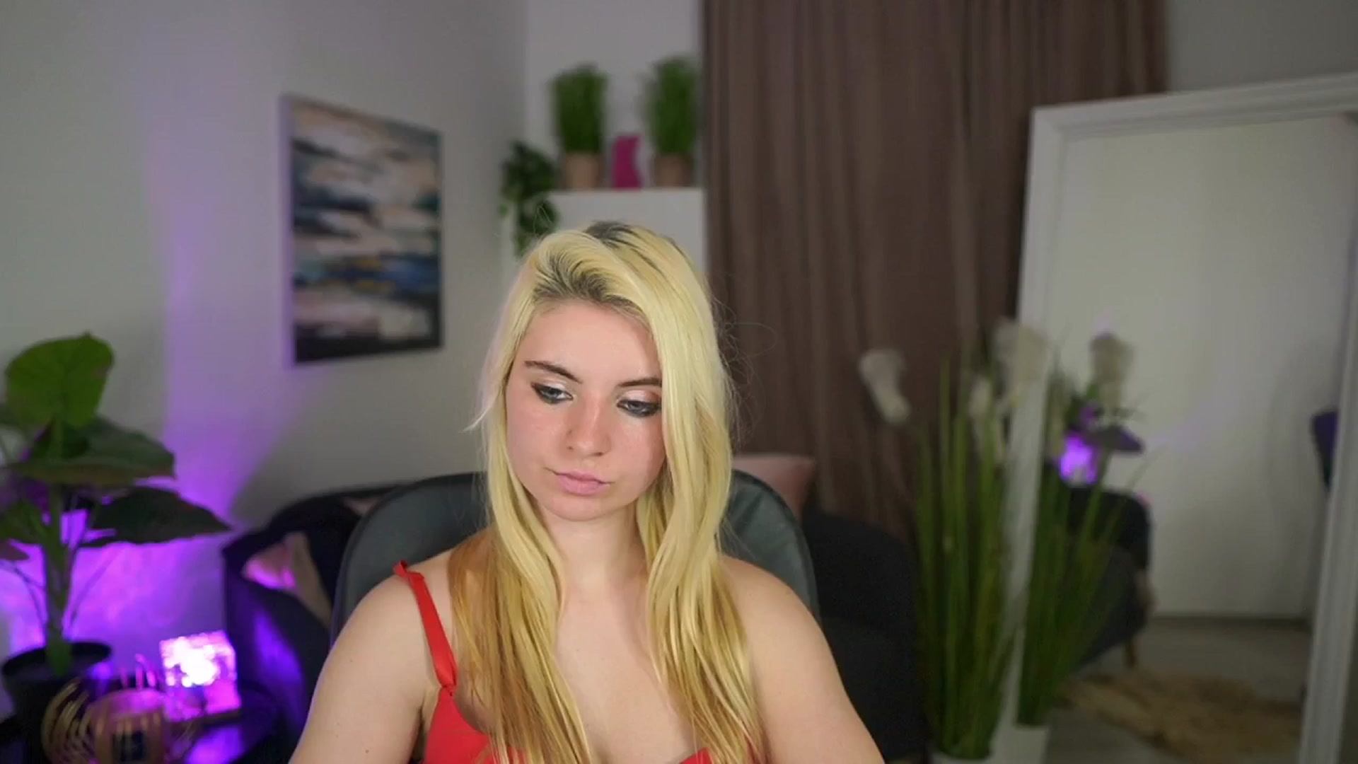 Gallery image thumbnail from Jetpearl74's myfreecams stream on, 03/22/2026, 23:26 image 18 of 20