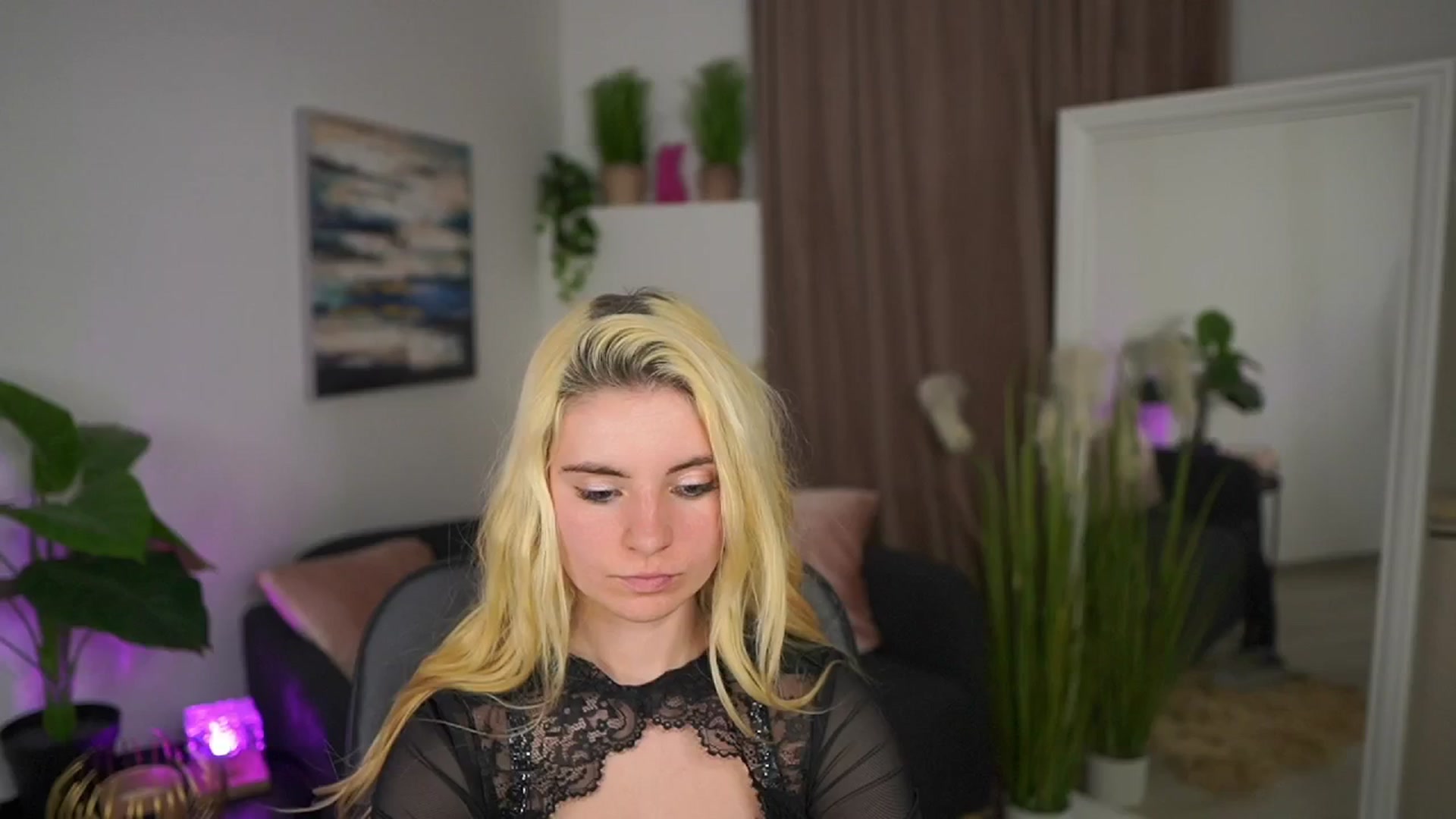 Gallery image thumbnail from Jetpearl74's myfreecams stream on, 03/25/2026, 23:16 image 1 of 20