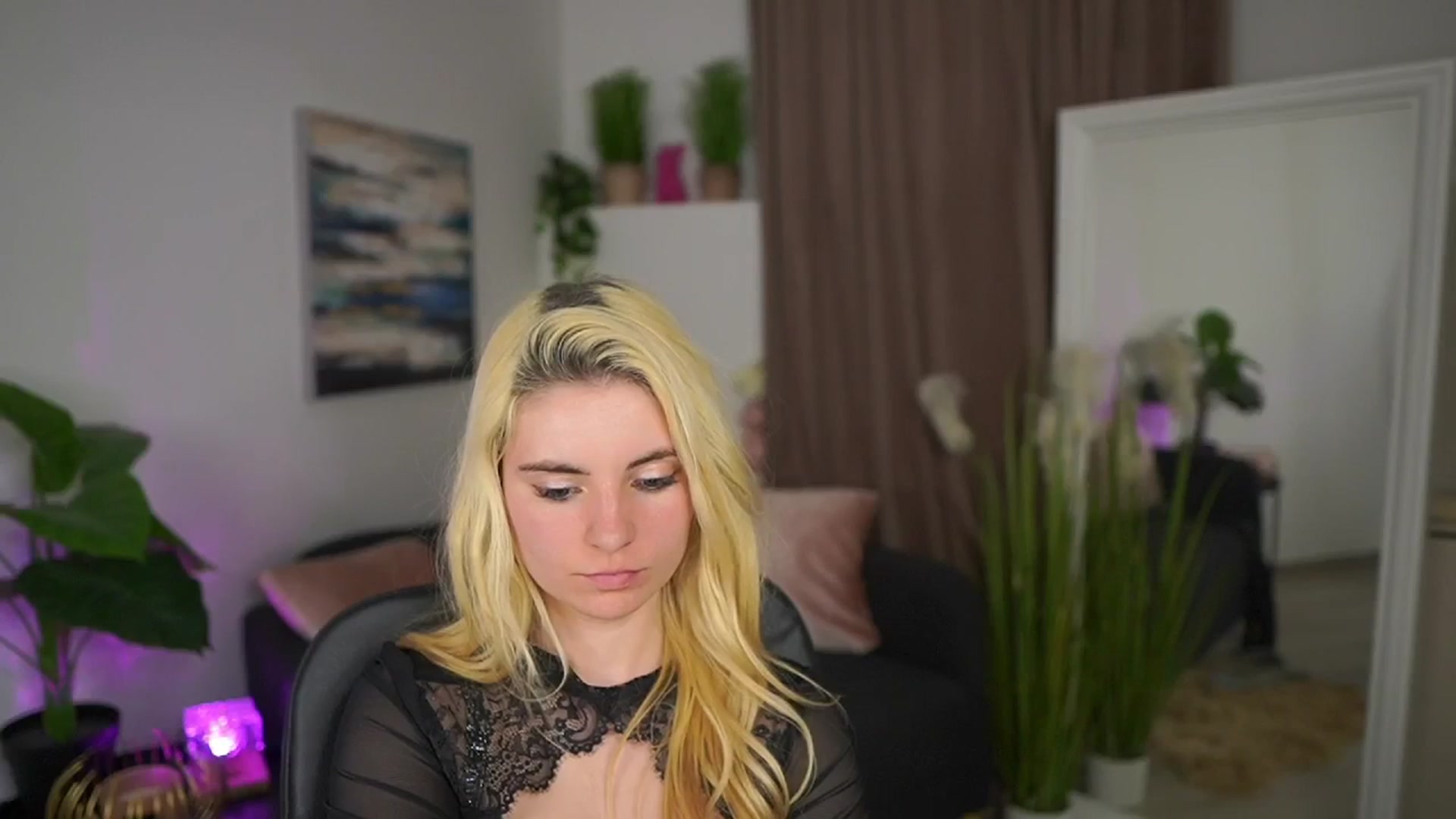 Gallery image thumbnail from Jetpearl74's myfreecams stream on, 03/25/2026, 23:16 image 10 of 20