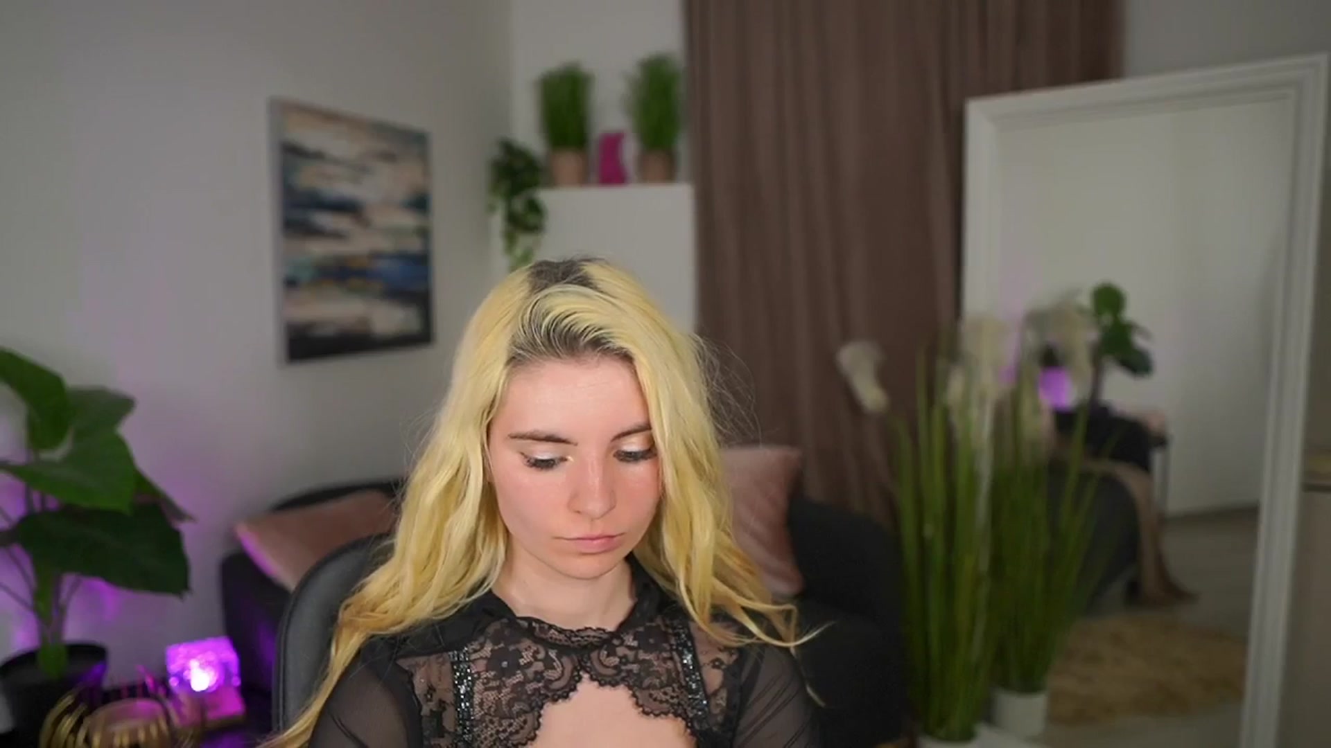Gallery image thumbnail from Jetpearl74's myfreecams stream on, 03/25/2026, 23:39 image 14 of 20