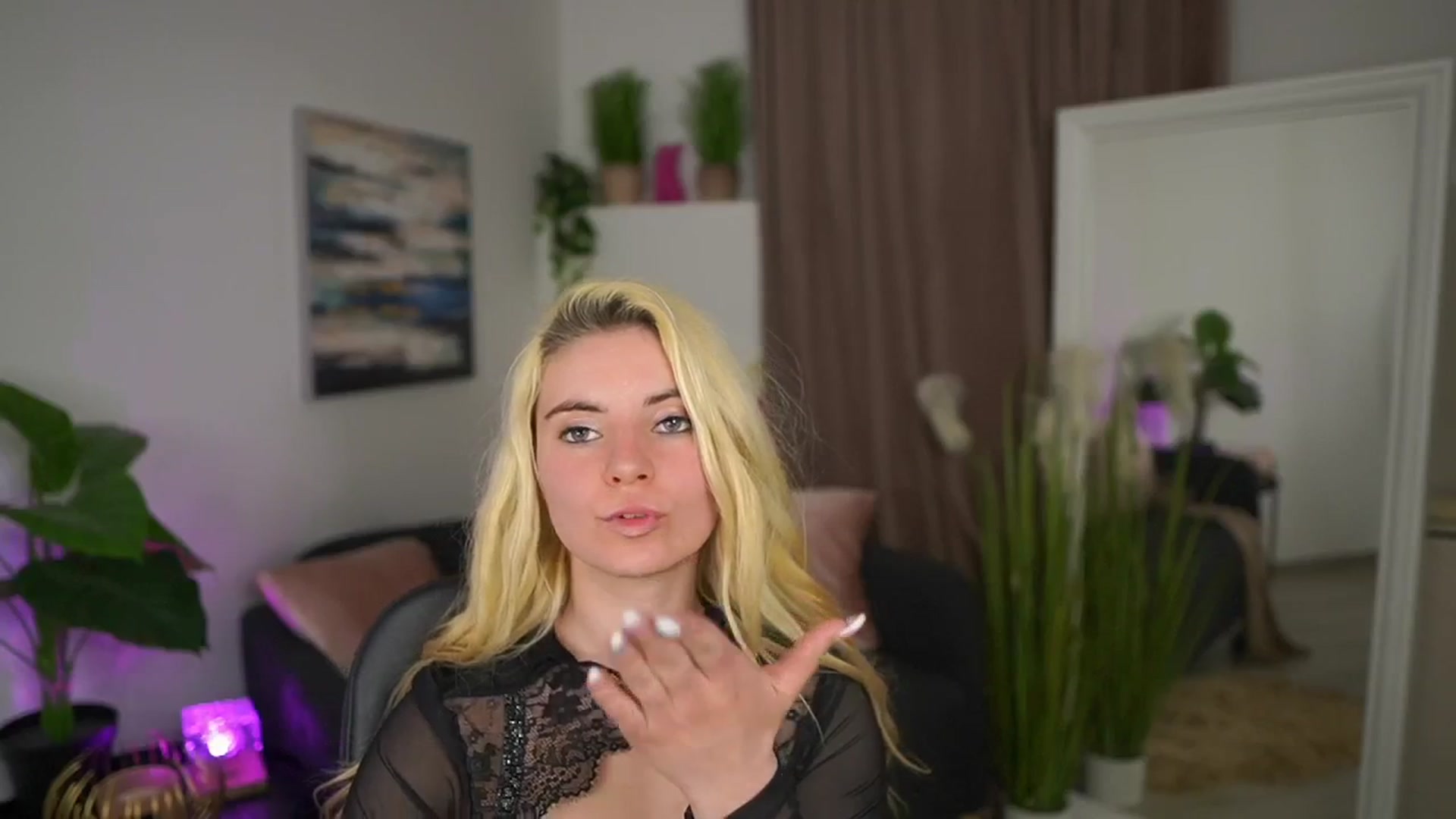 Gallery image thumbnail from Jetpearl74's myfreecams stream on, 03/25/2026, 23:39 image 16 of 20