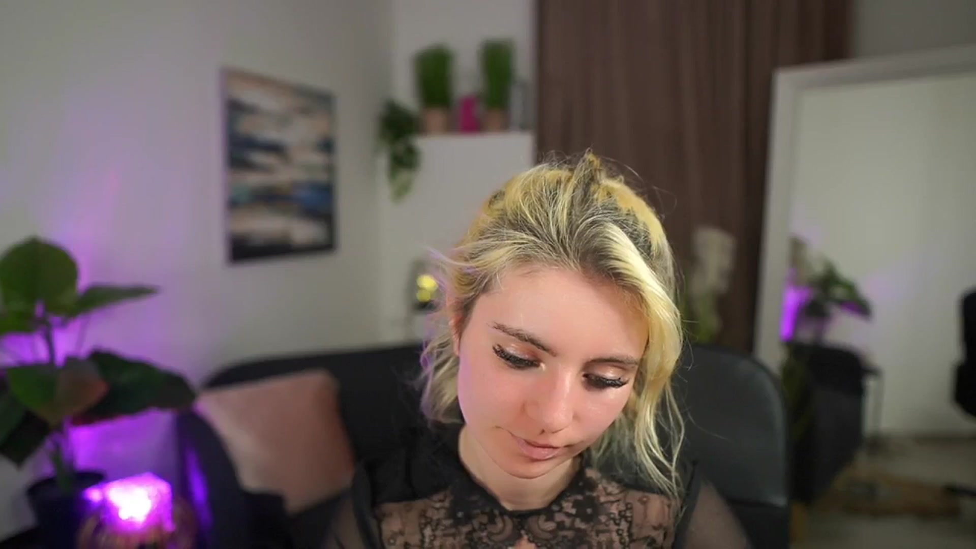 Gallery image thumbnail from Jetpearl74's myfreecams stream on, 04/02/2026, 01:08 image 19 of 20
