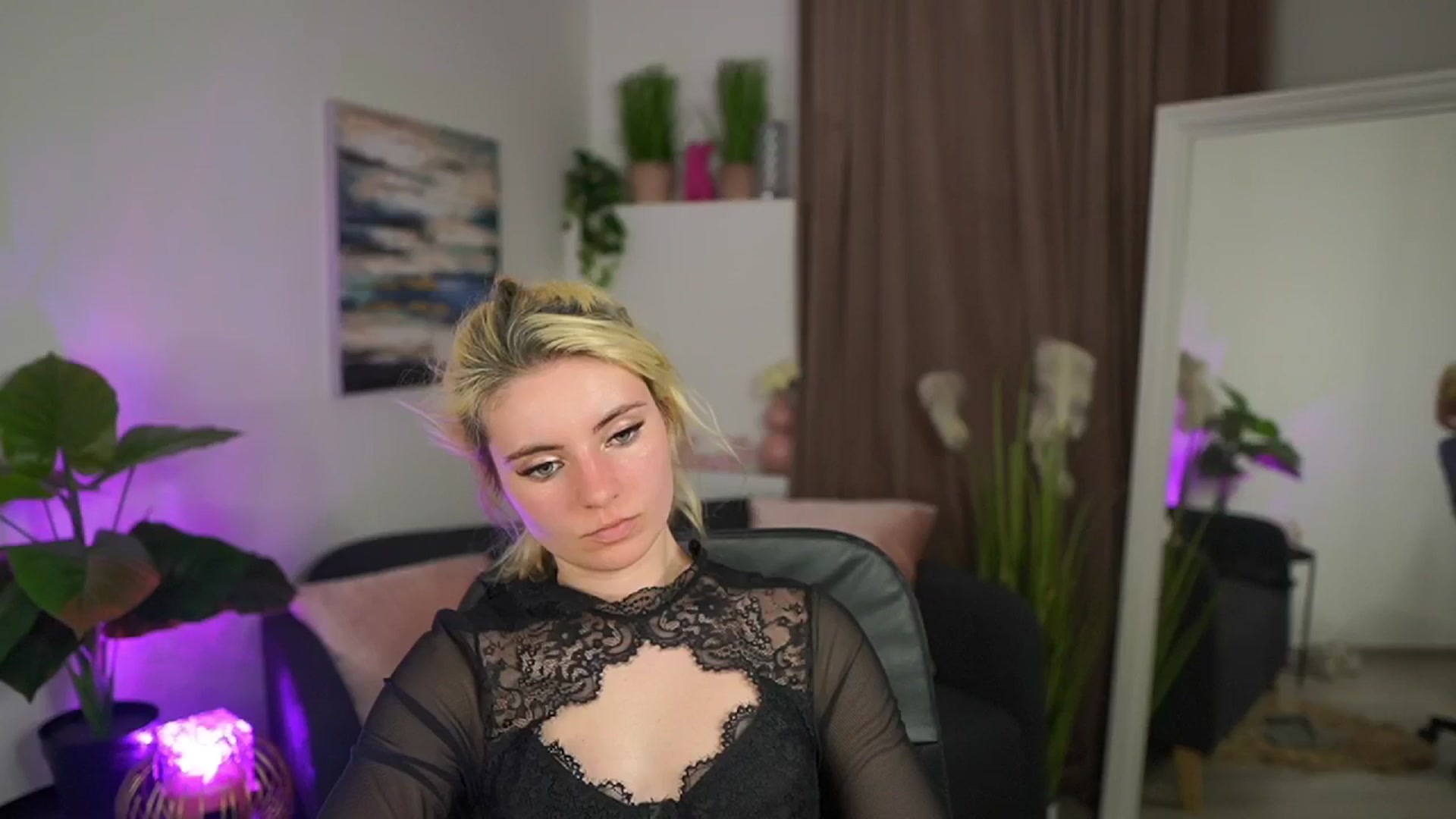 Gallery image thumbnail from Jetpearl74's myfreecams stream on, 04/02/2026, 01:08 image 8 of 20