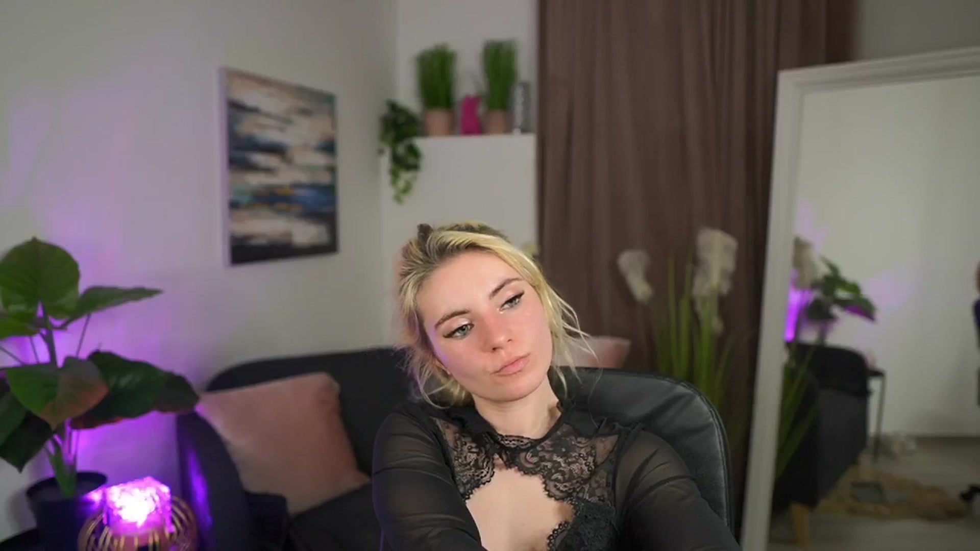 Gallery image thumbnail from Jetpearl74's myfreecams stream on, 04/02/2026, 01:08 image 15 of 20