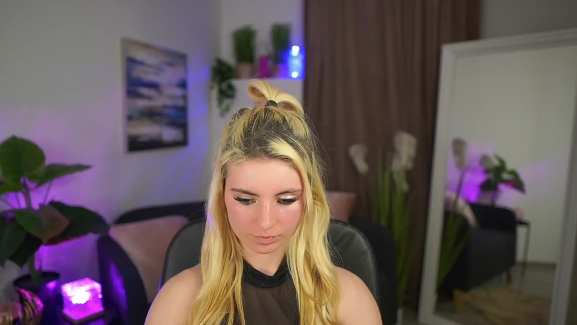 Gallery image thumbnail from Jetpearl74's myfreecams stream on, 04/02/2026, 21:42 image 11 of 20
