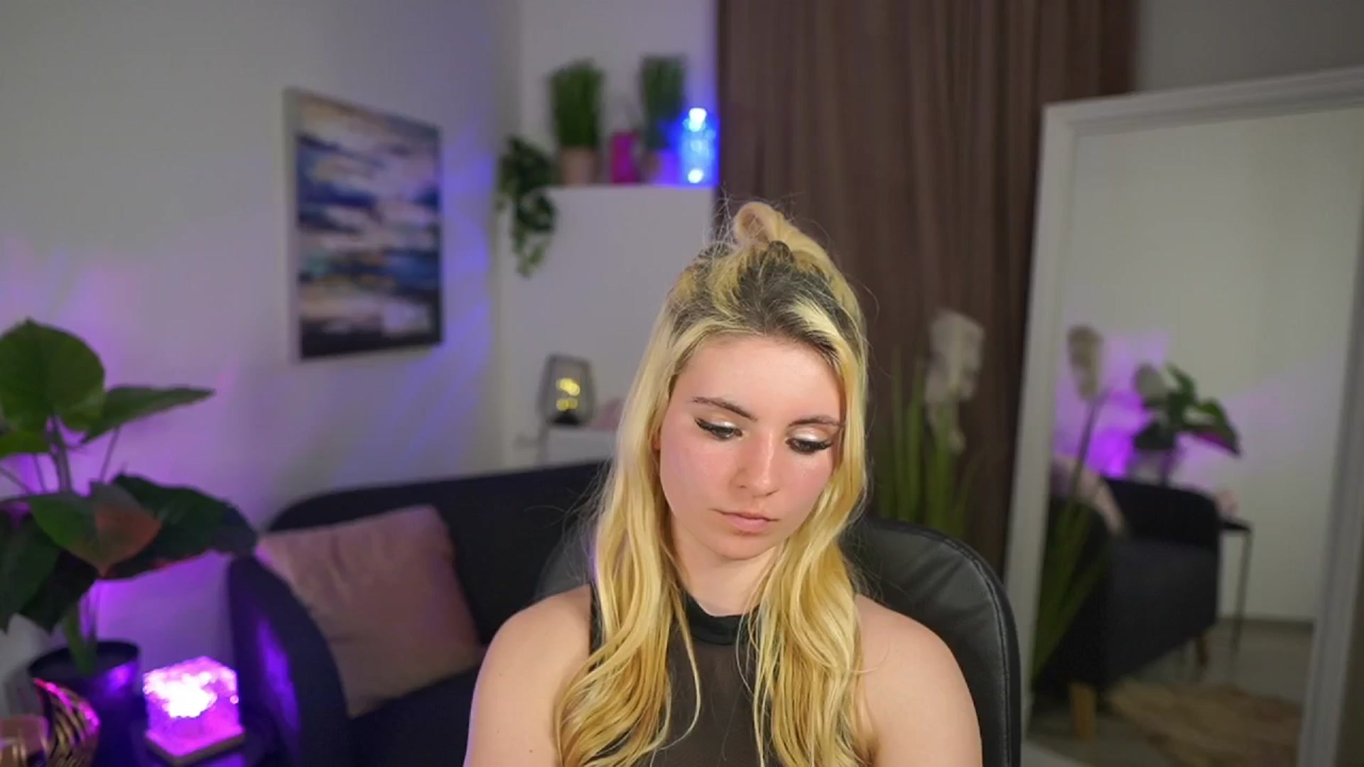 Gallery image thumbnail from Jetpearl74's myfreecams stream on, 04/02/2026, 22:50 image 12 of 20