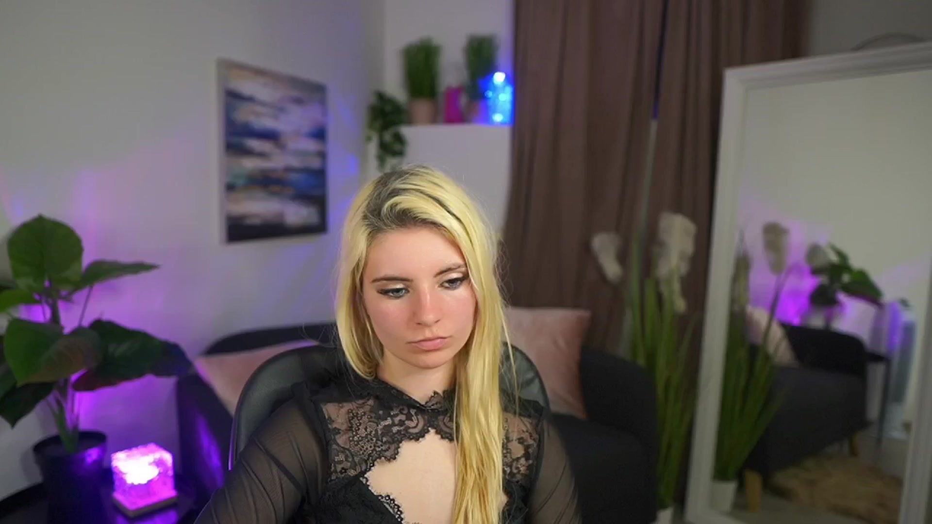 Gallery image thumbnail from Jetpearl74's myfreecams stream on, 04/05/2026, 22:57 image 16 of 20