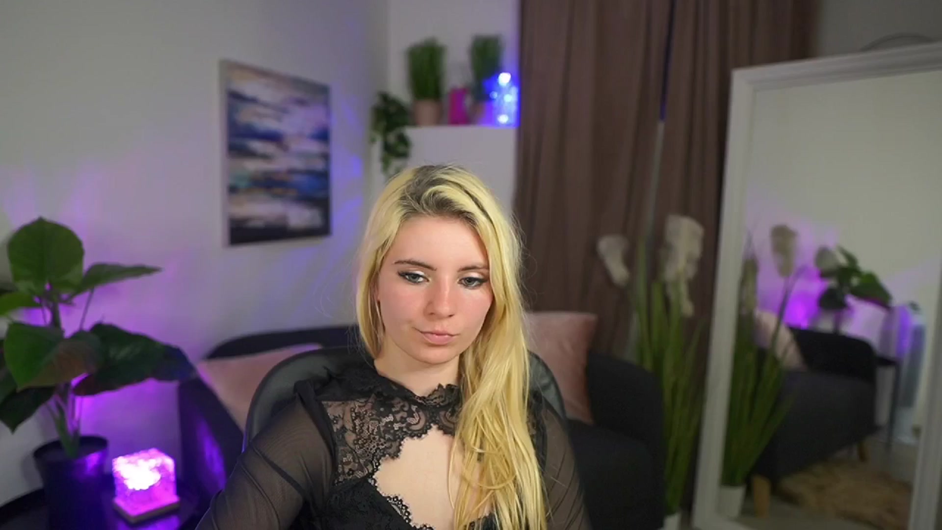 Gallery image thumbnail from Jetpearl74's myfreecams stream on, 04/05/2026, 22:57 image 12 of 20