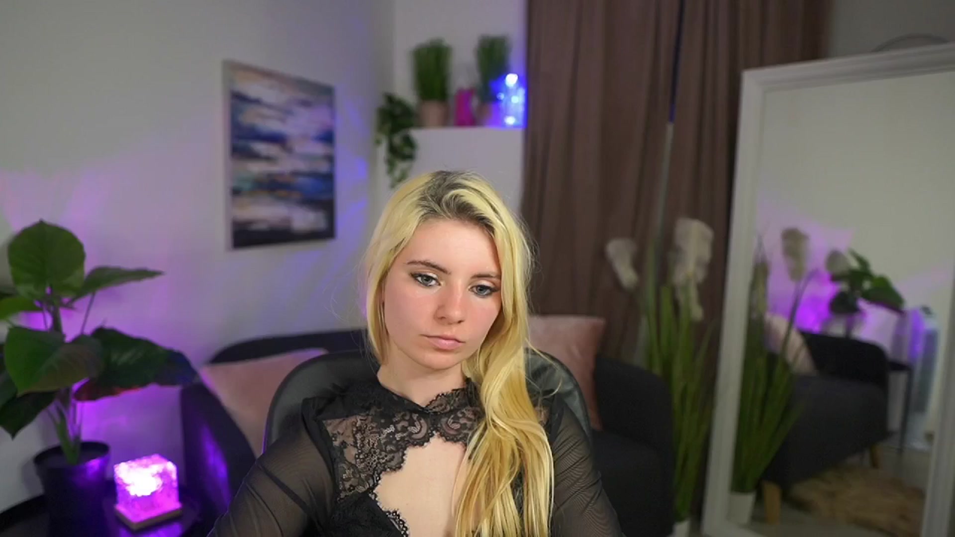 Gallery image thumbnail from Jetpearl74's myfreecams stream on, 04/05/2026, 22:57 image 14 of 20