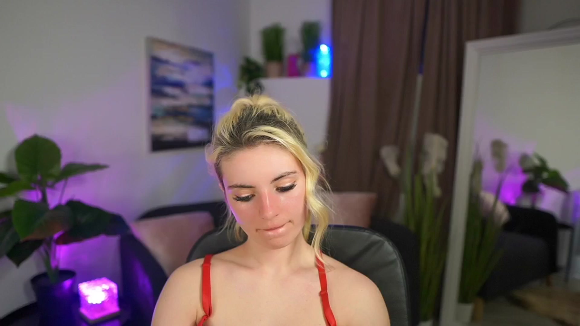 Gallery image thumbnail from Jetpearl74's myfreecams stream on, 04/08/2026, 22:05 image 11 of 20