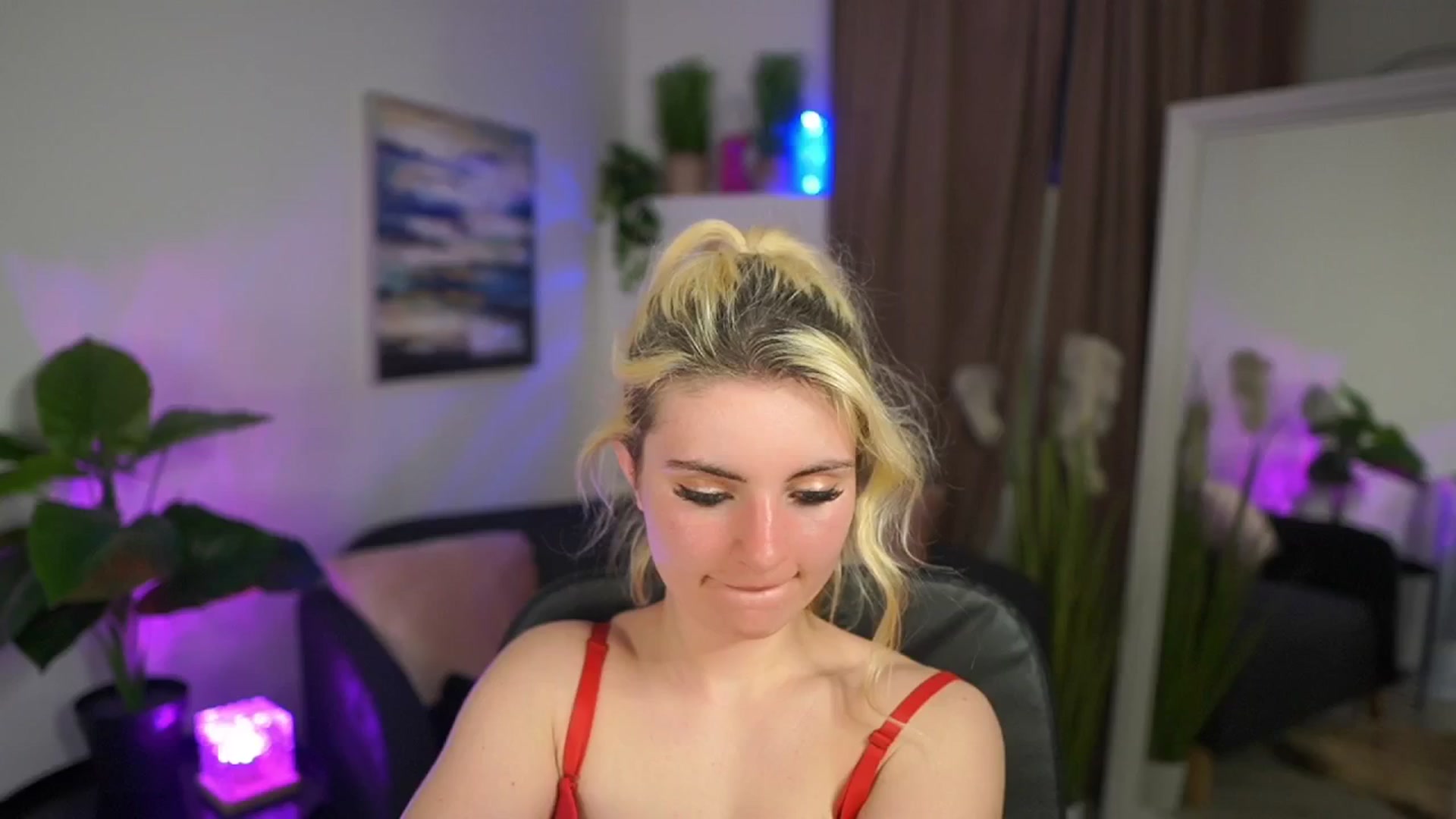 Gallery image thumbnail from Jetpearl74's myfreecams stream on, 04/08/2026, 22:05 image 19 of 20