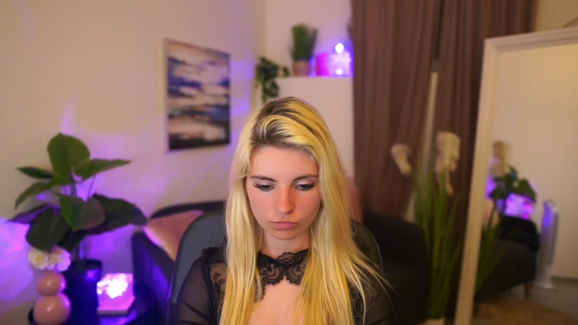 Gallery image thumbnail from Jetpearl74's myfreecams stream on, 04/15/2026, 20:58 image 11 of 20